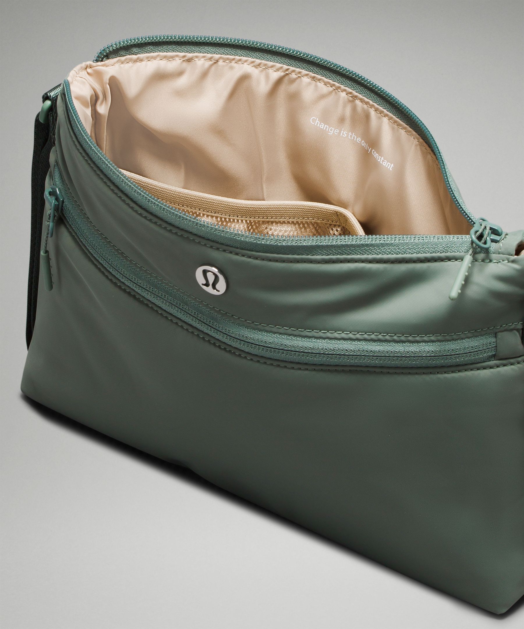 Lululemon Small Reusable Shopping Tote Lunch Bag Holiday 2023 💚 Green 💚  *NEW!* - Conseil scolaire francophone de Terre-Neuve et Labrador