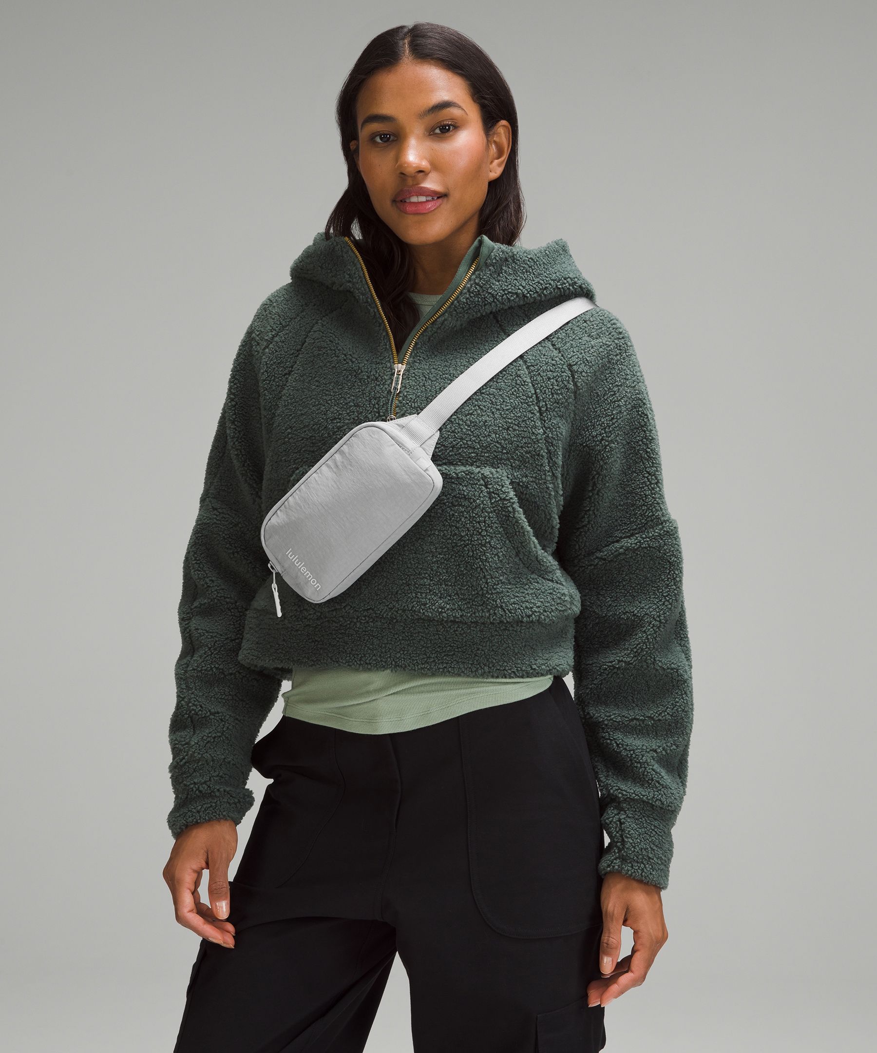 Spotted Everywhere belt bag *Fleece!🤩 : r/lululemon