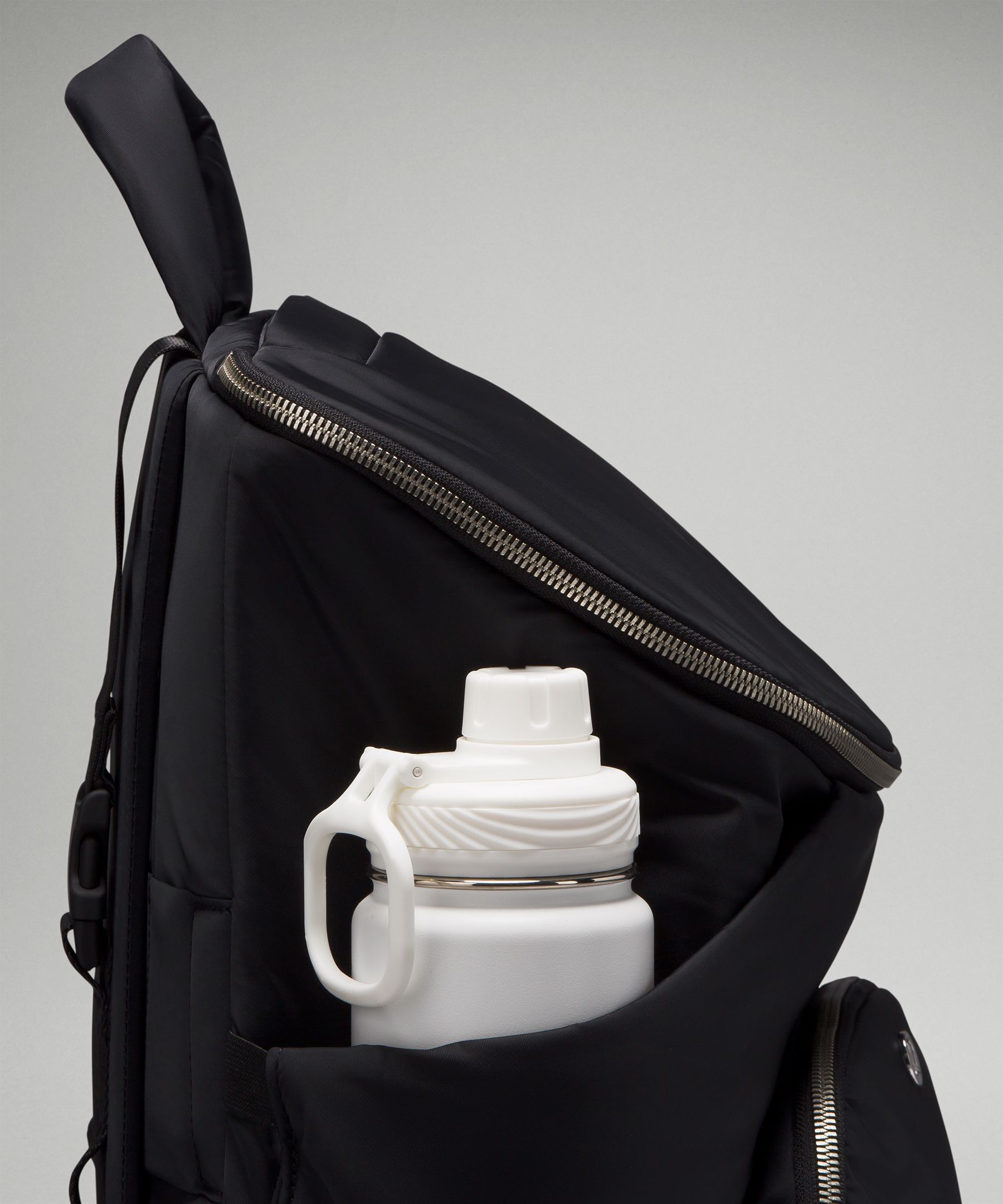 When Will Lululemon Restock the New Parent Backpack 17L Diaper Bag? –  Lululemon Locator