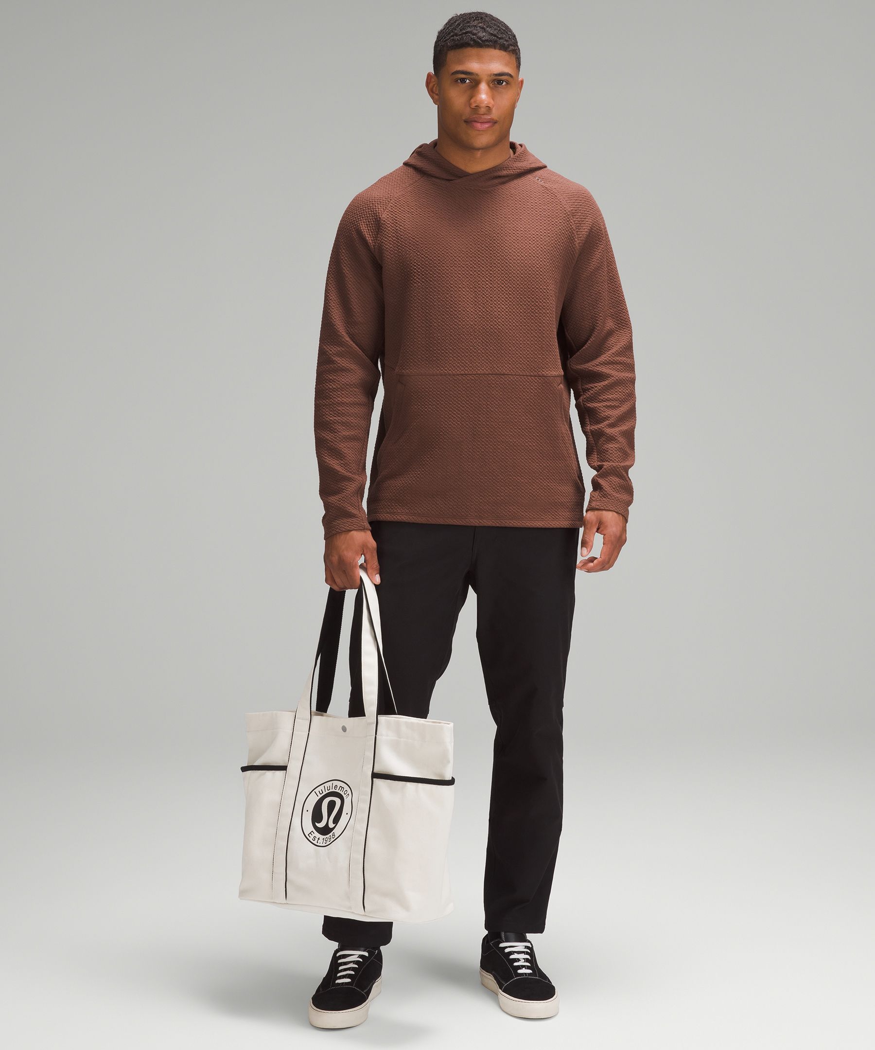 ad REVIEWING THE DAILY MULTI-POCKET CANVAS TOTE BAG #lululemoncreator 