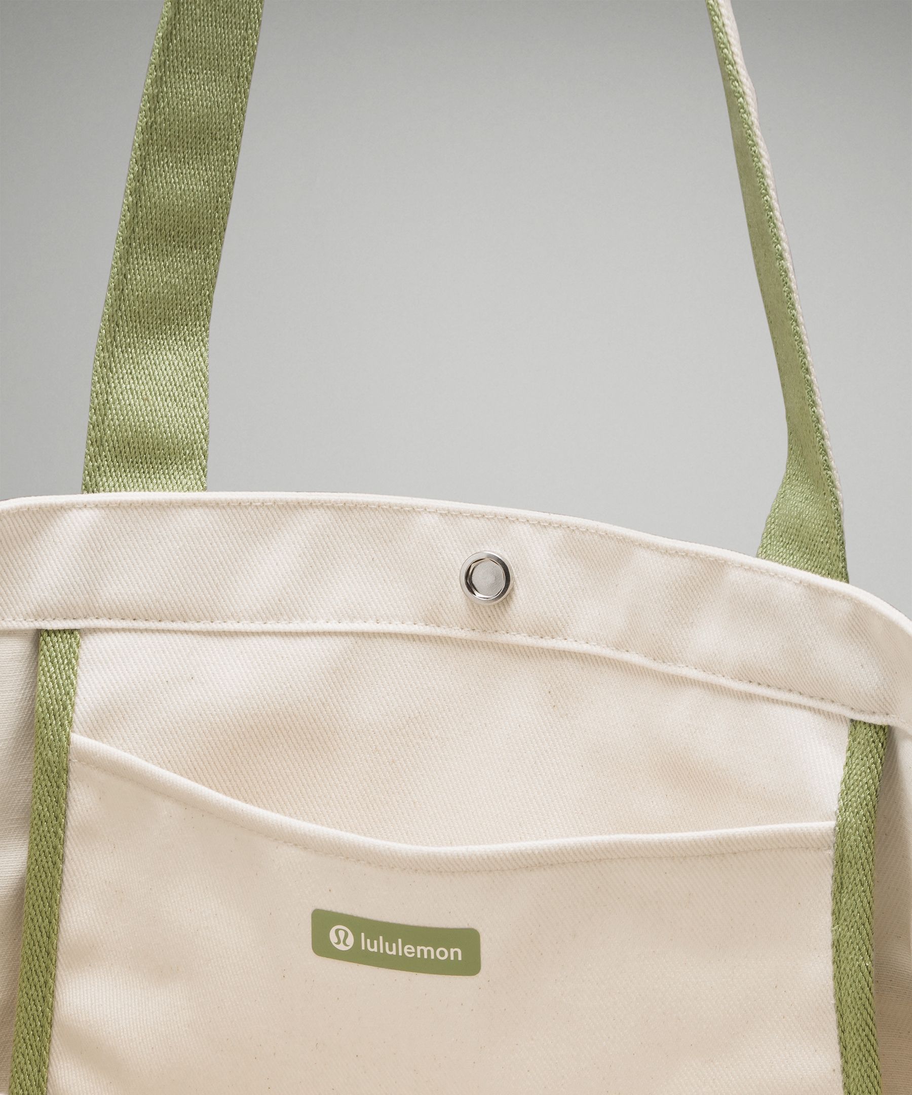 Lululemon Daily Multi-Pocket Tote Bag 20l - Big Apple Buddy