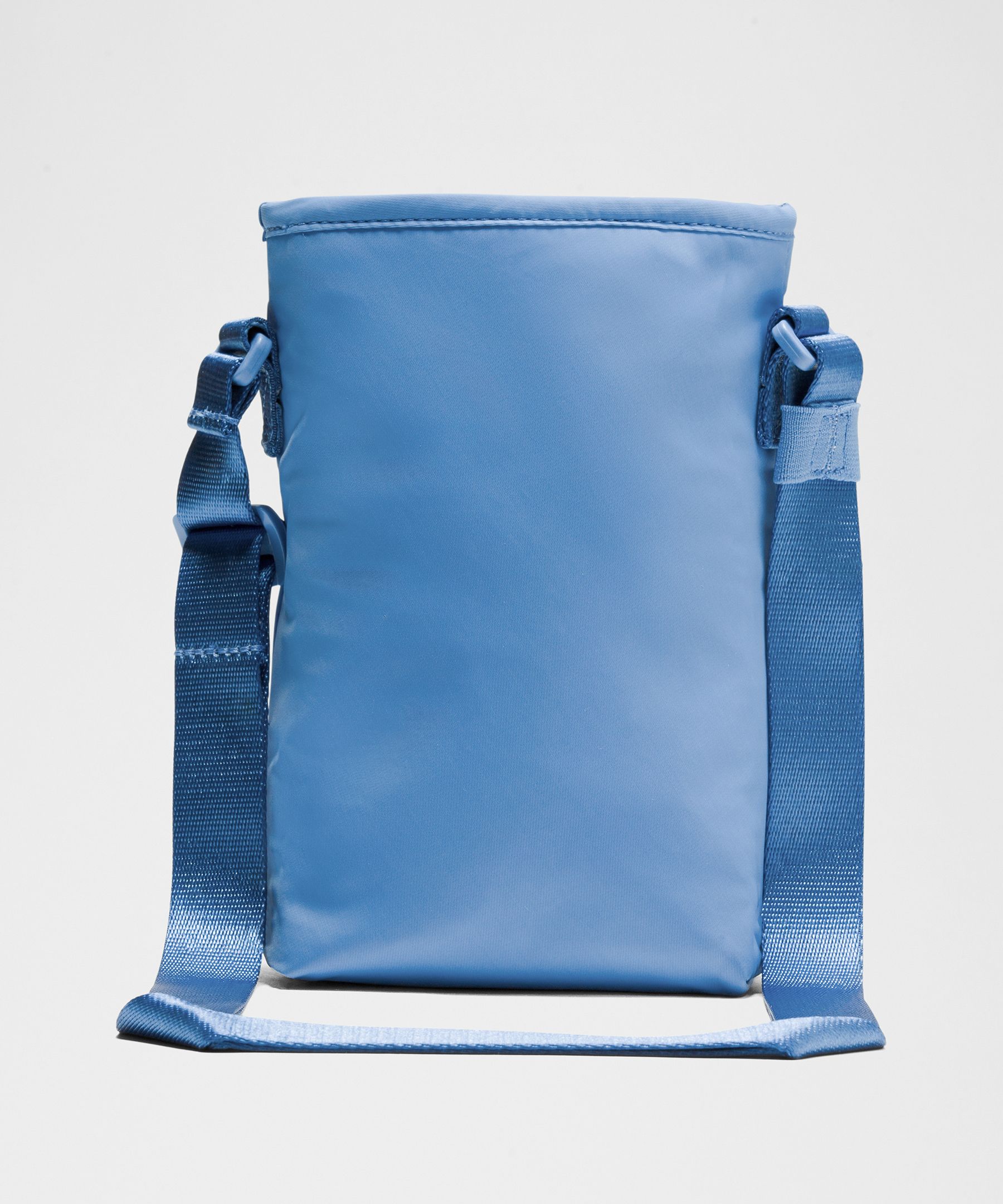 Lululemon - Water Bottle Crossbody With Front Pocket 2l - Blue/pool Party