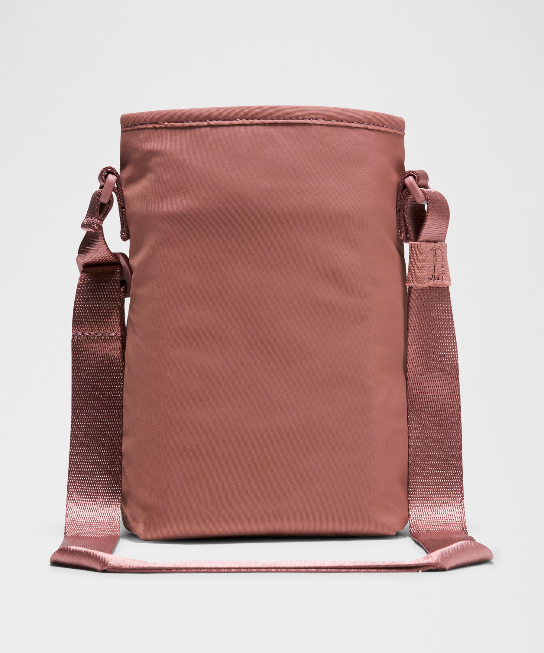 Lululemon Water Bottle Crossbody With Front Pocket 2l