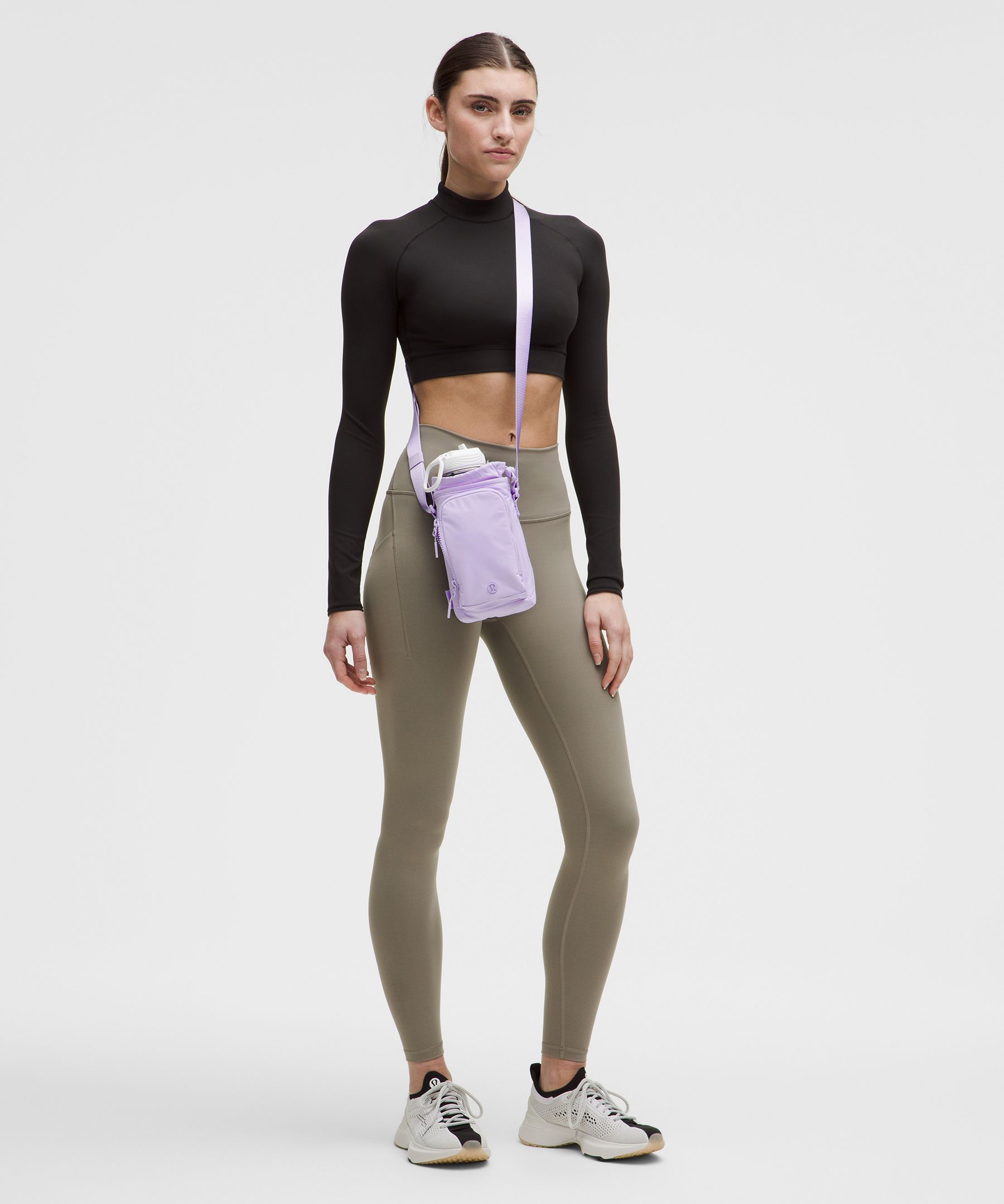 Lululemon - Water Bottle Crossbody With Front Pocket 2l - Purple/lavender Frost