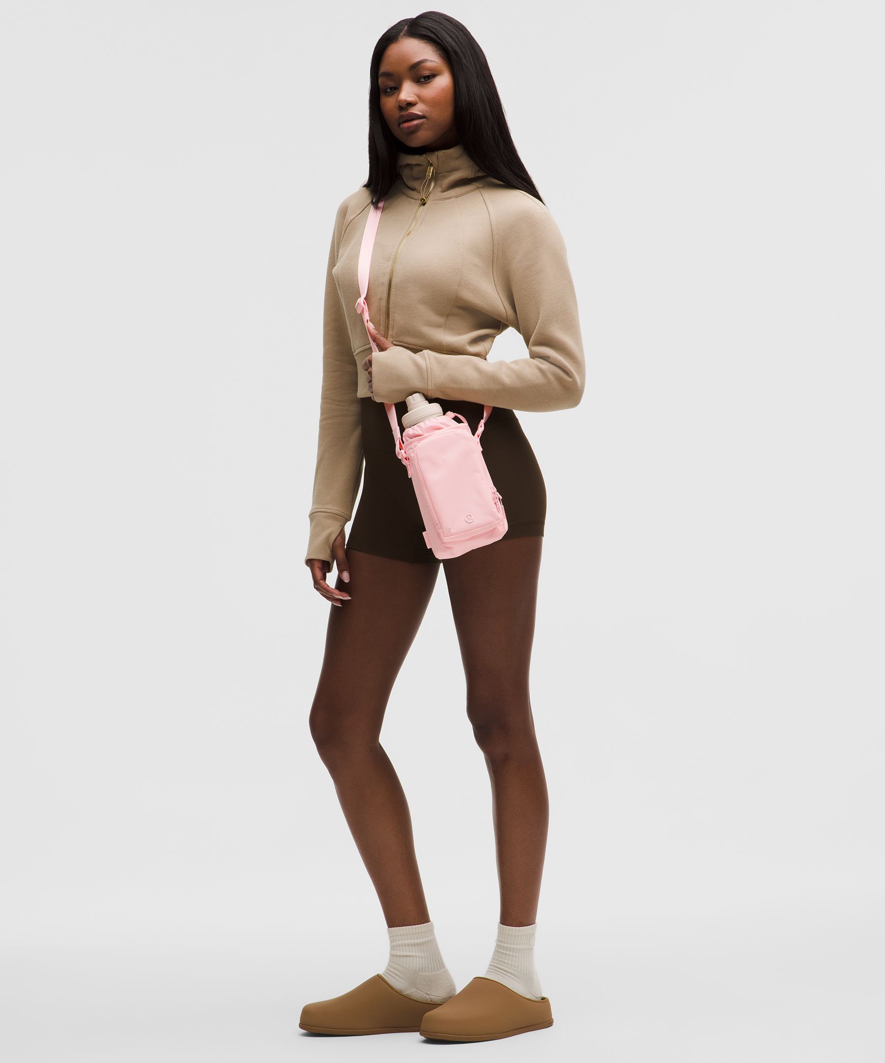 ウォーターボトルクロスボディ フロントポケット付き | バッグ