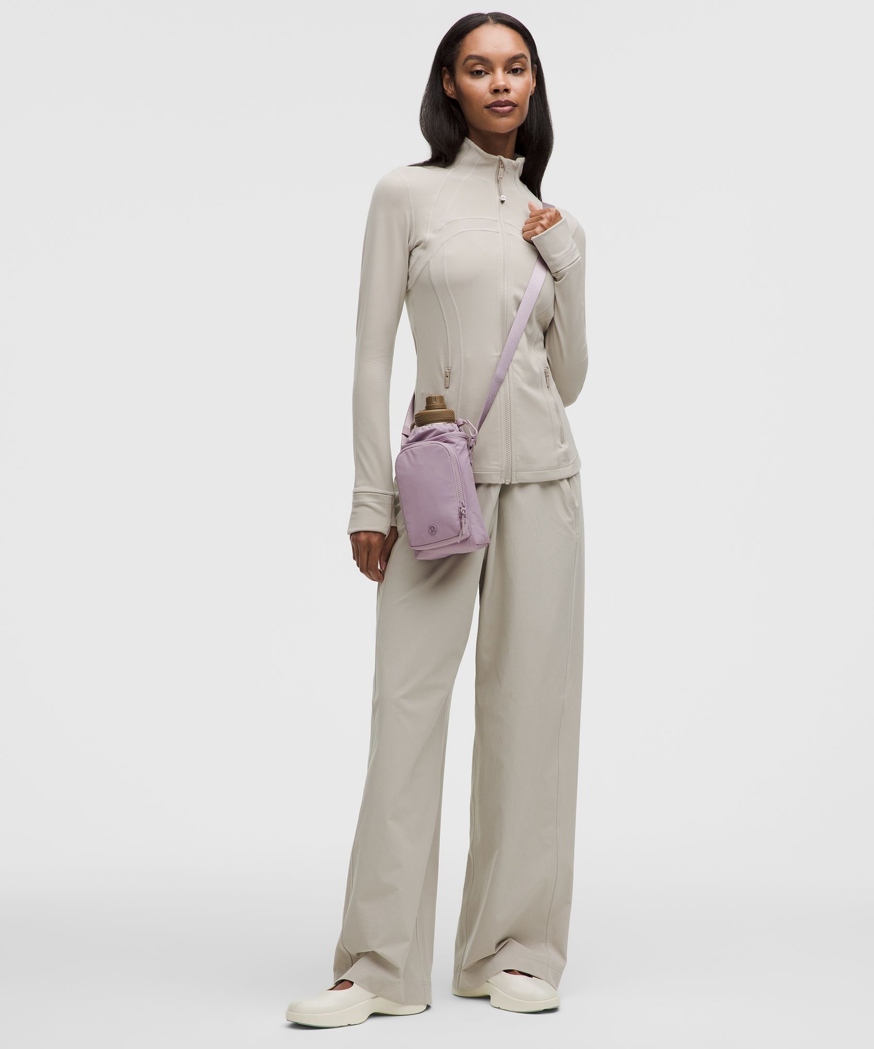 Water Bottle Crossbody with Front Pocket 2L
