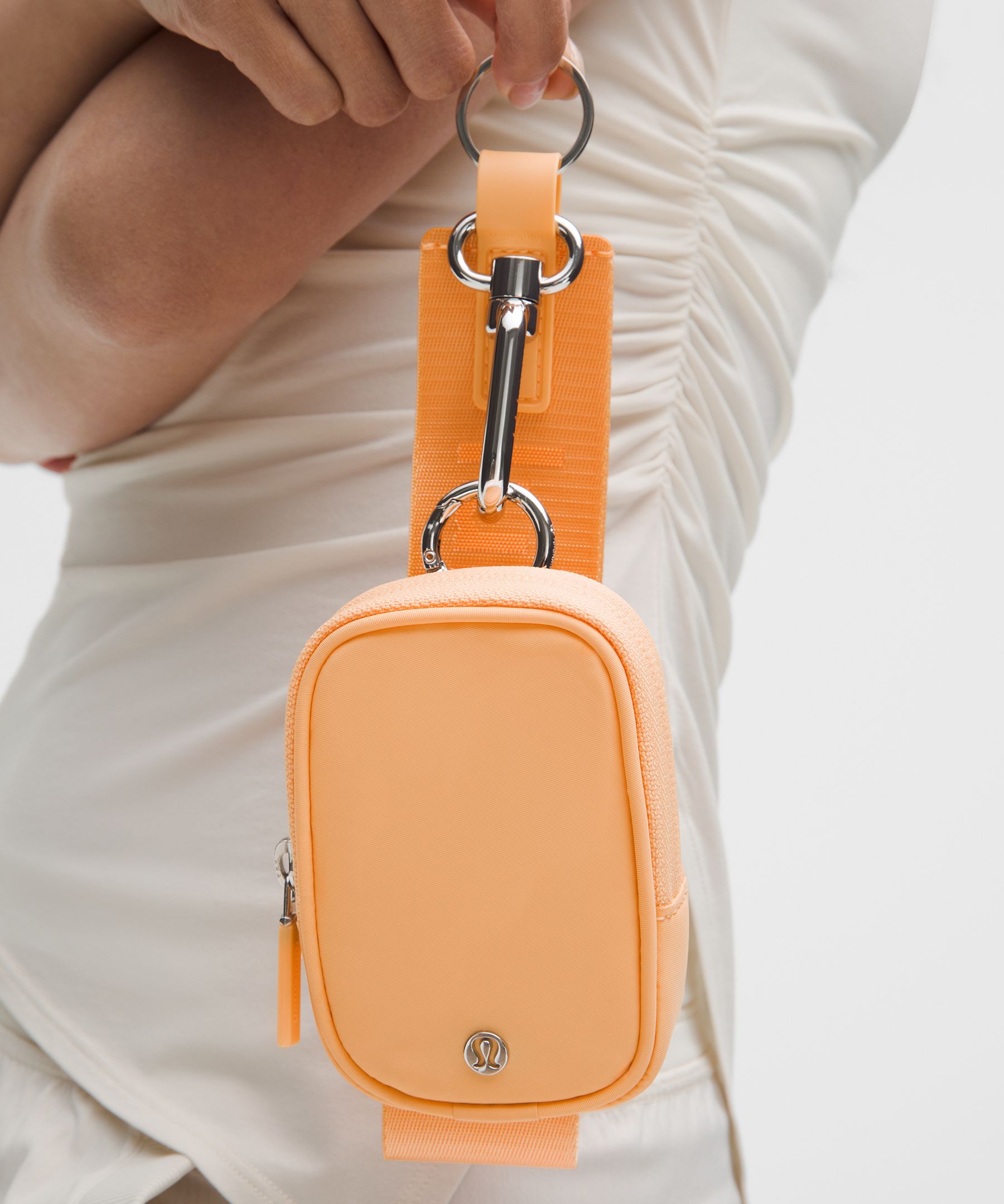 Lululemon - Clippable Nano Pouch - Orange/rock Melon