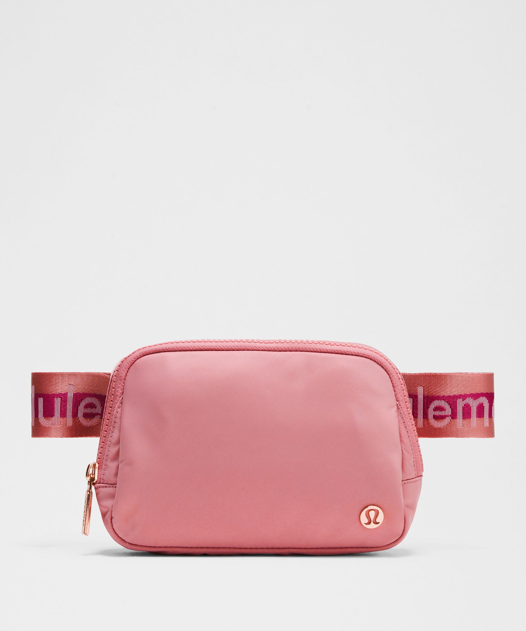 Everywhere Belt Bag 1L Wordmark