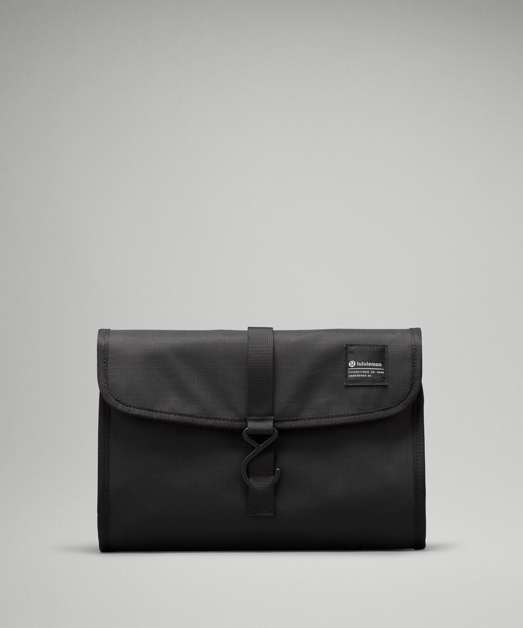 Lululemon 2025 travel pouch