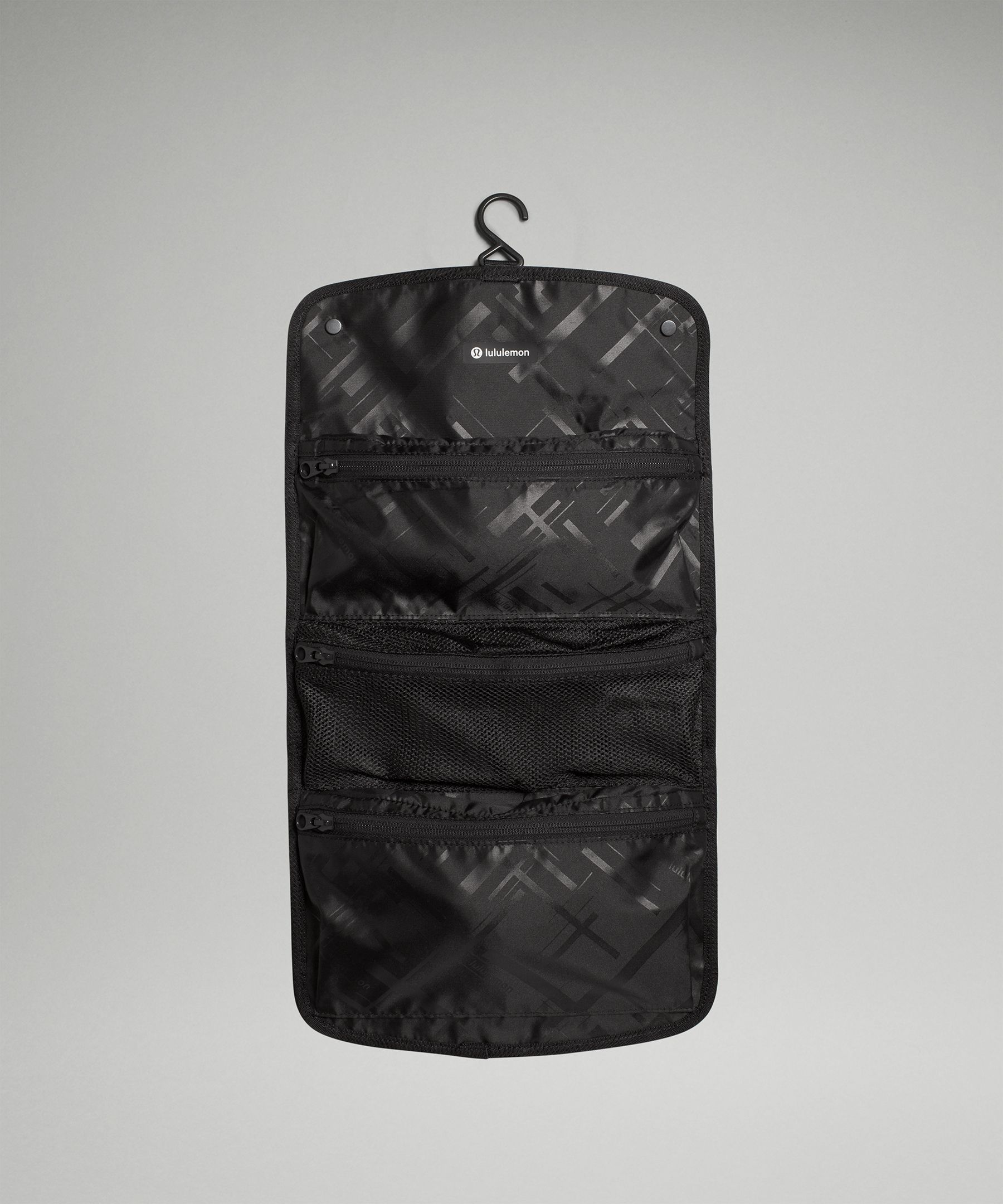 lululemon hanging toiletry bag