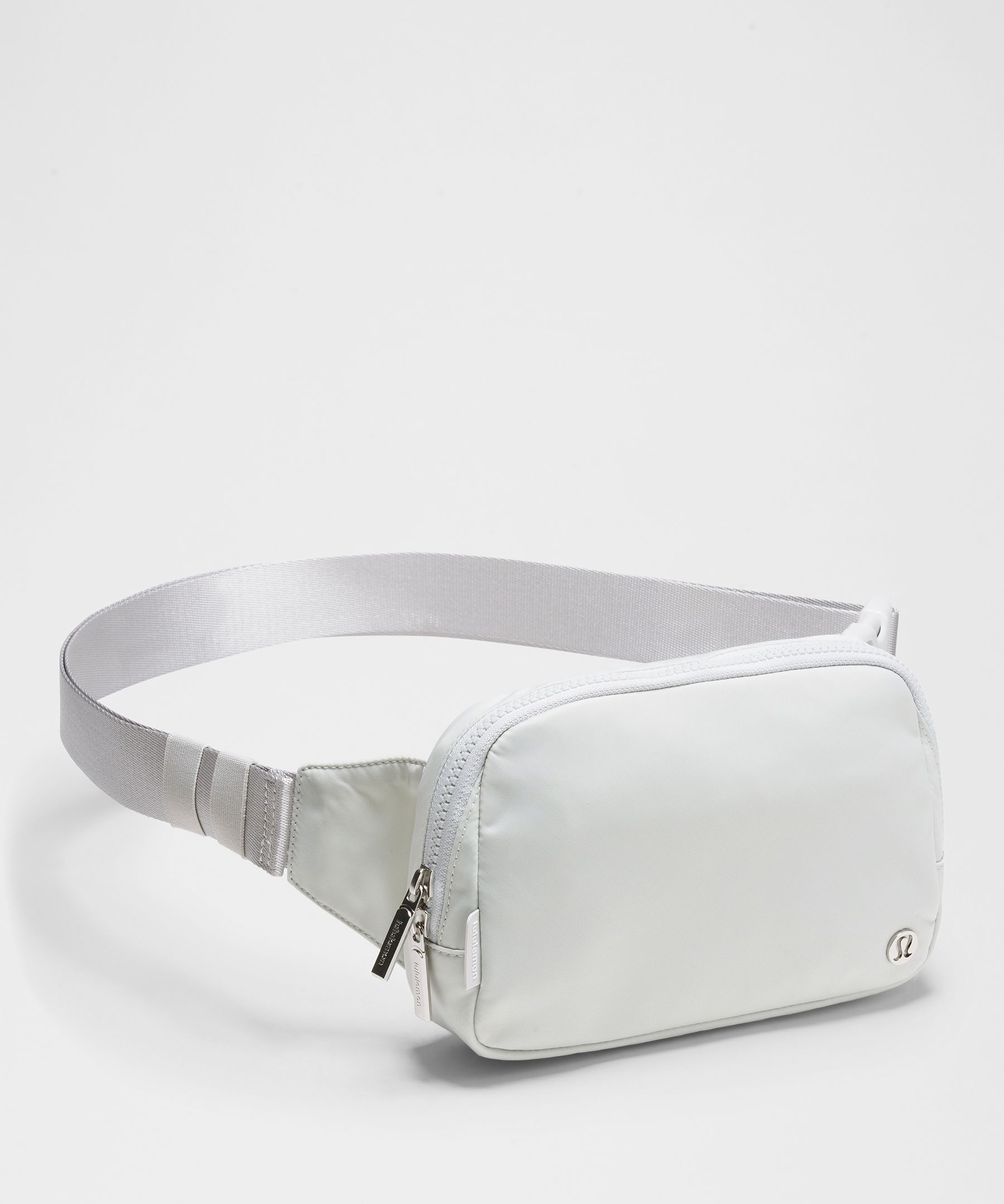 Lululemon Everywhere Belt Bag bundle (hold 2024 for bestfinds)