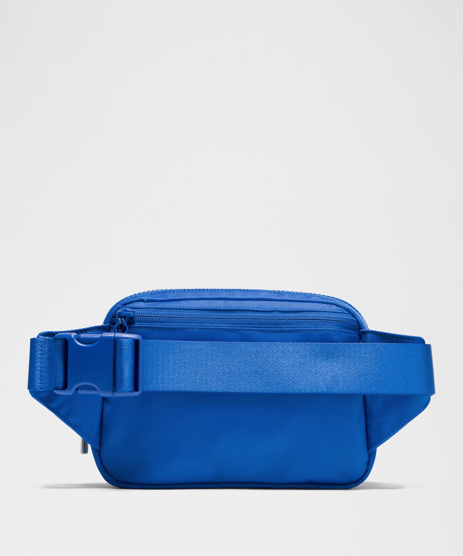 LULULEMON LULULEMON - EVERYWHERE BELT BAG LARGE WITH LONG STRAP 2L - BLUE/GALACTIC COBALT 