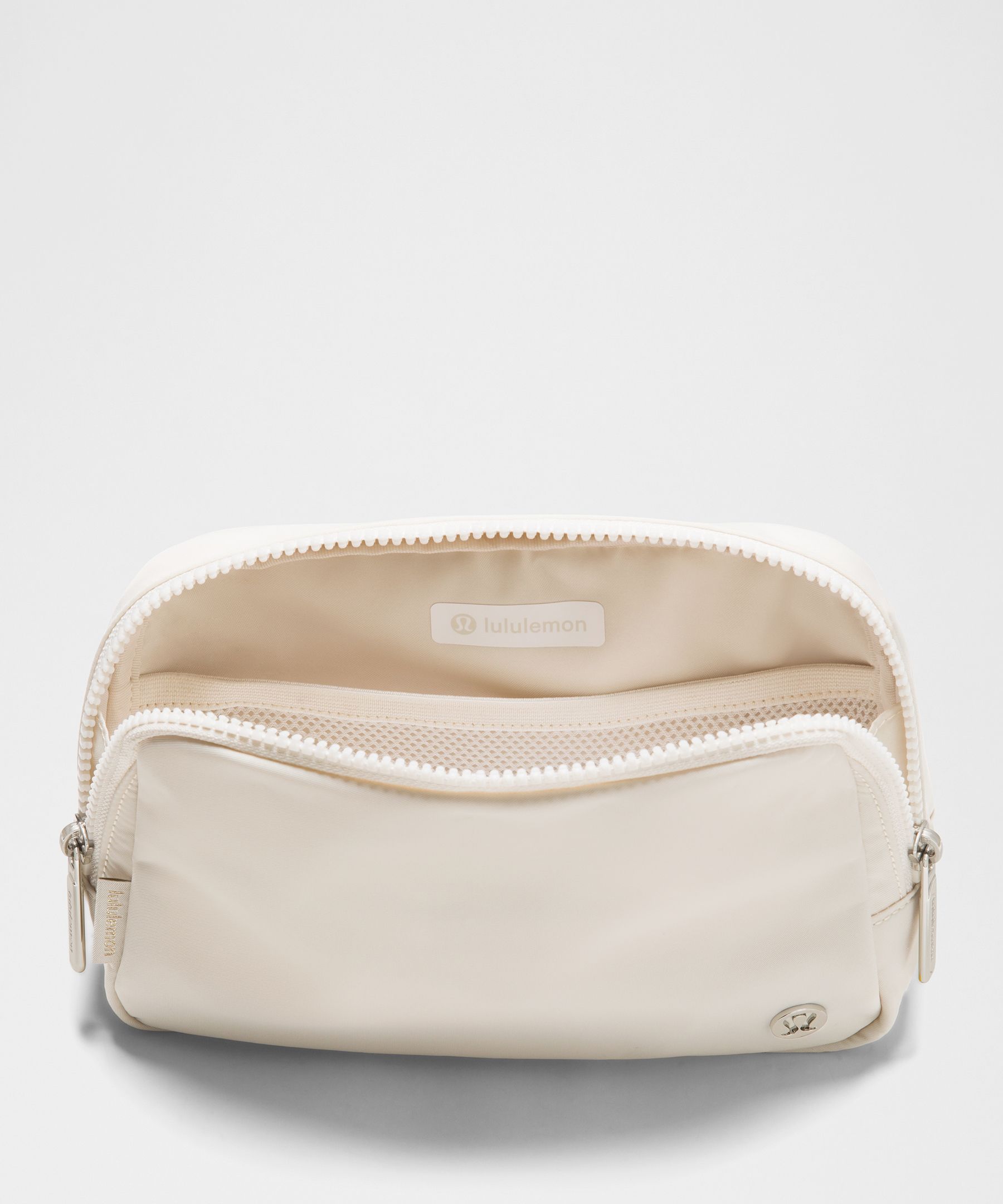 Everywhere Belt Bag Large with Long Strap 2L