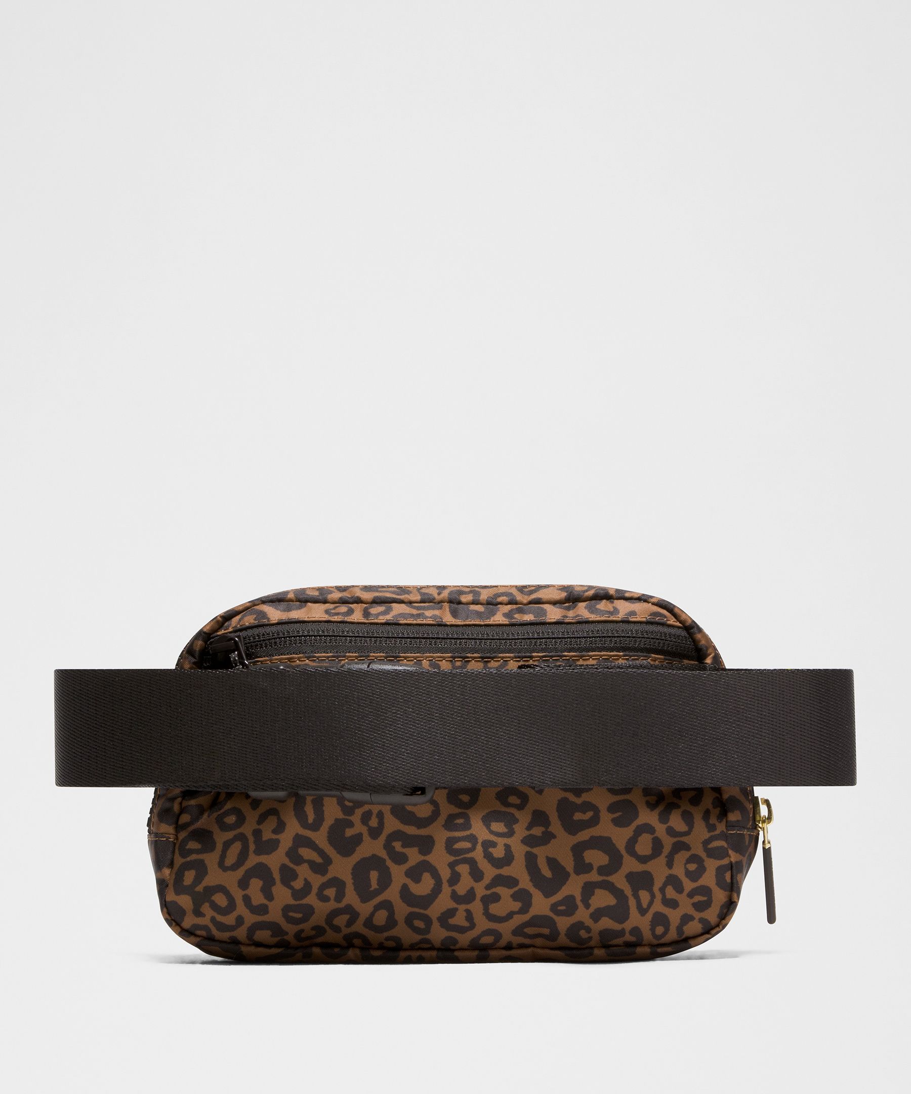 Lululemon Everywhere Belt Bag With Long Strap 1l