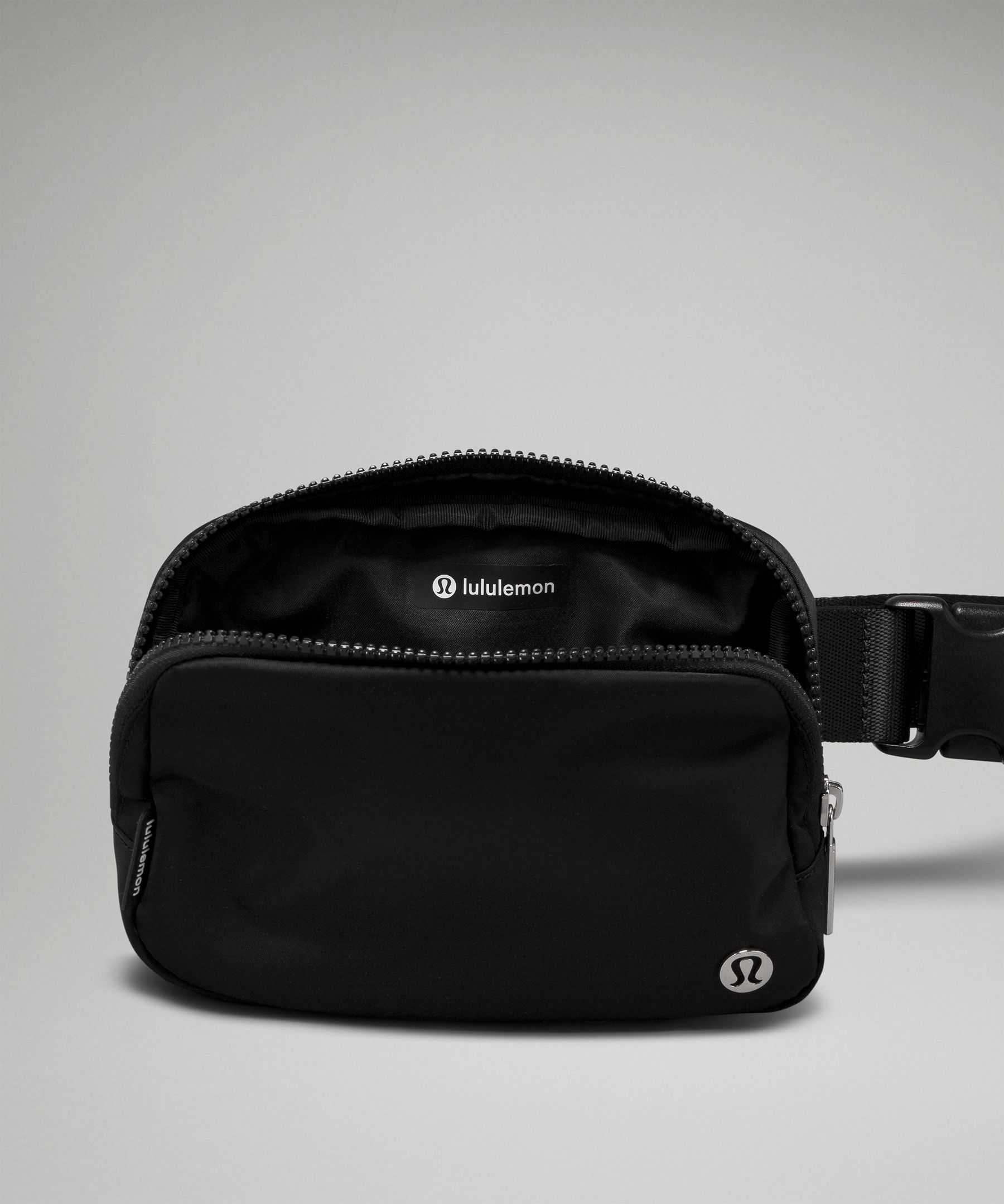 Lululemon Everywhere Belt Bag With Long Strap 1l - Big Apple Buddy