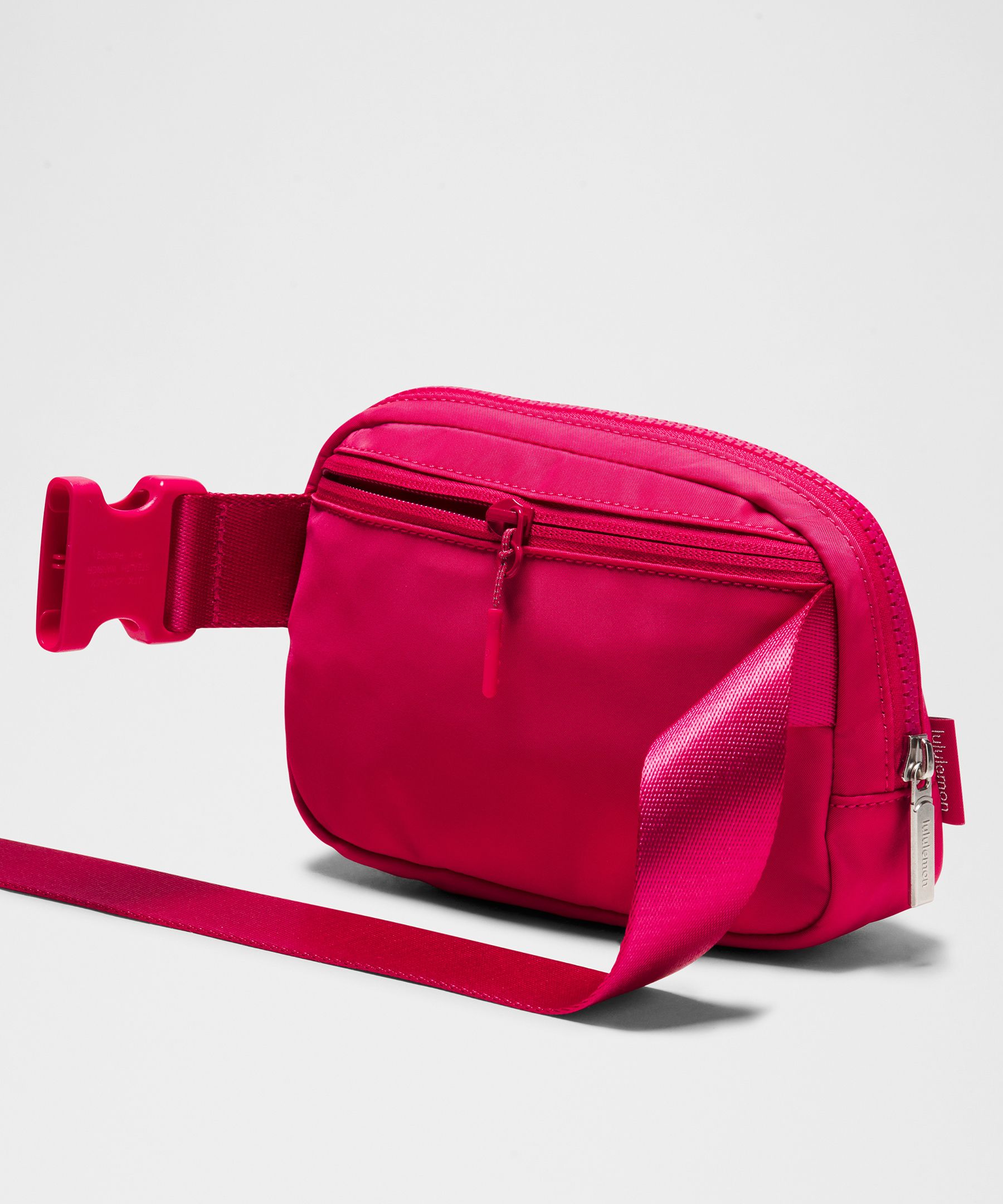 Lululemon Everywhere Belt Bag With Long Strap 1l
