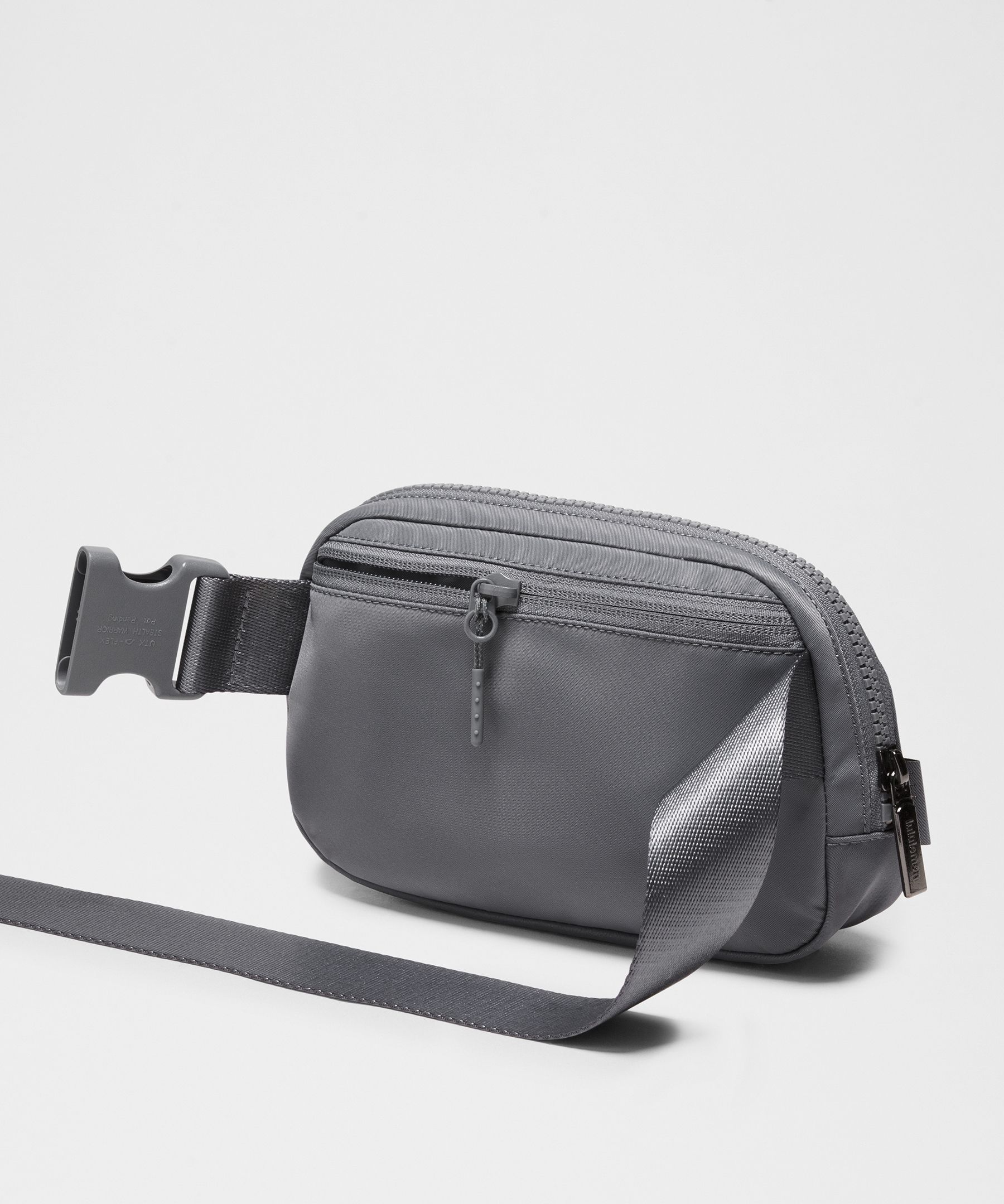 LULULEMON LULULEMON - EVERYWHERE BELT BAG WITH LONG STRAP 1L - SOLAR GREY 