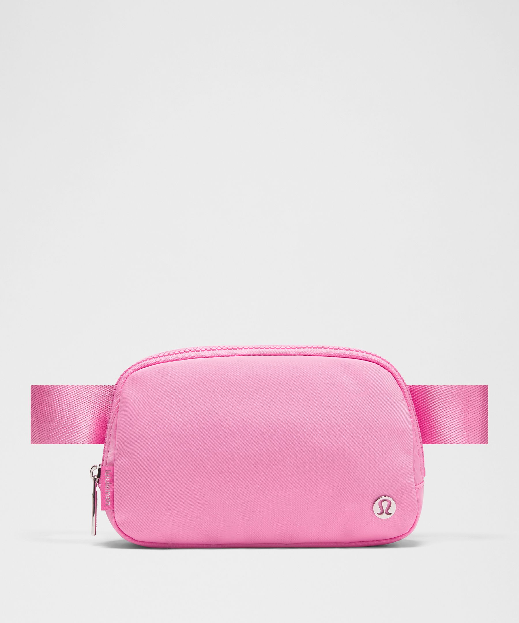 lululemon everywhere belt bag long strap 1L  Peloton Apparel Tuck The Excess Belt Bag Strap Into The Elastic Loops Everywhere Belt Bag with Long