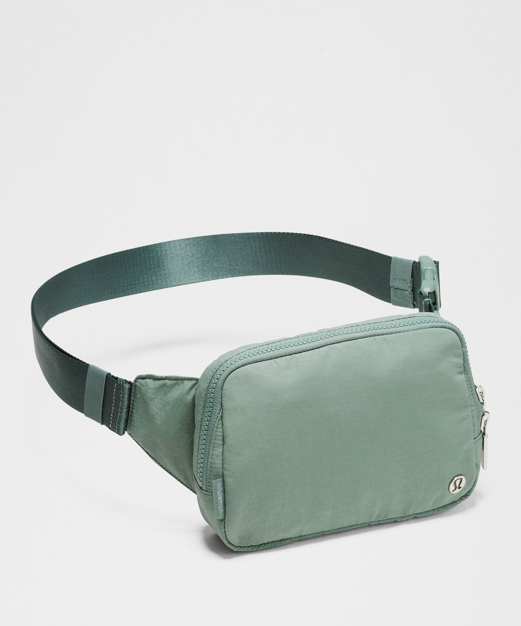 LULULEMON LULULEMON - EVERYWHERE BELT BAG LARGE WITH LONG STRAP 2L - BLUE,PASTEL/CRATER BLUE 