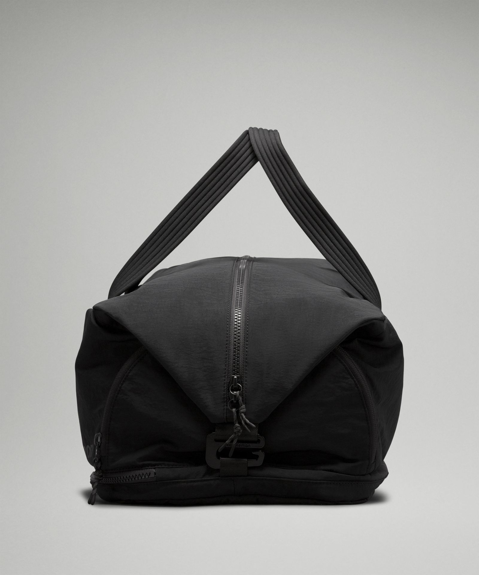 Спортивная сумка Lululemon 3-in-1 Gym Duffle 30 л — фото 4