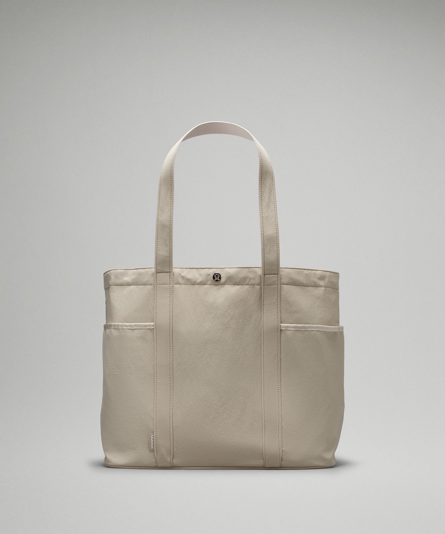 Multi pocket tote hotsell