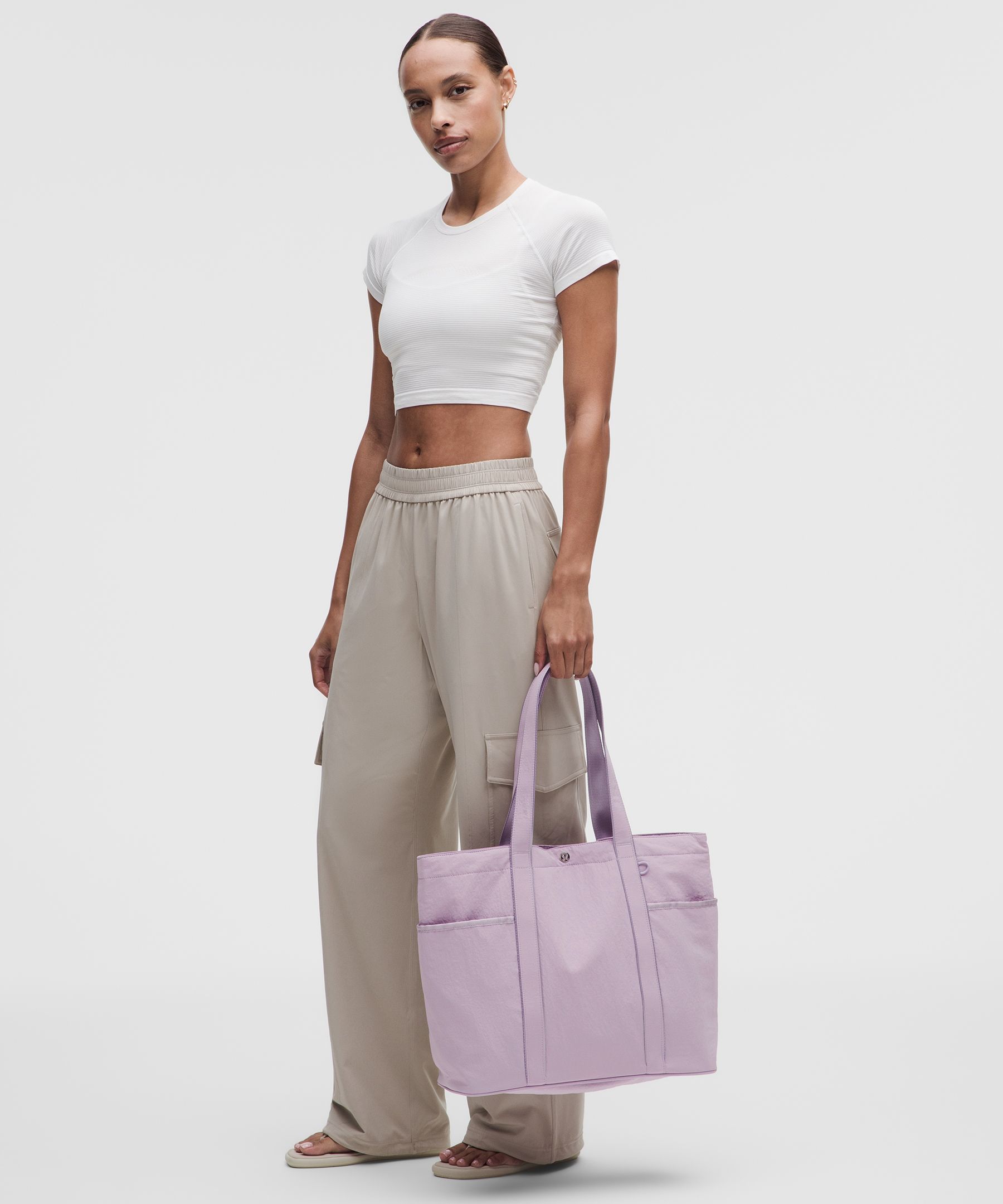 Daily Multi-Pocket Tote Bag 20L