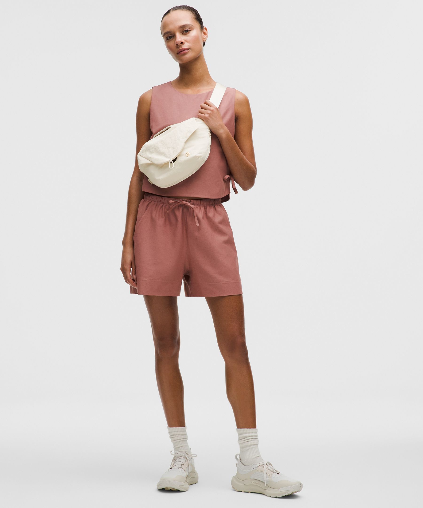 Curved Crossbody Bag 3L