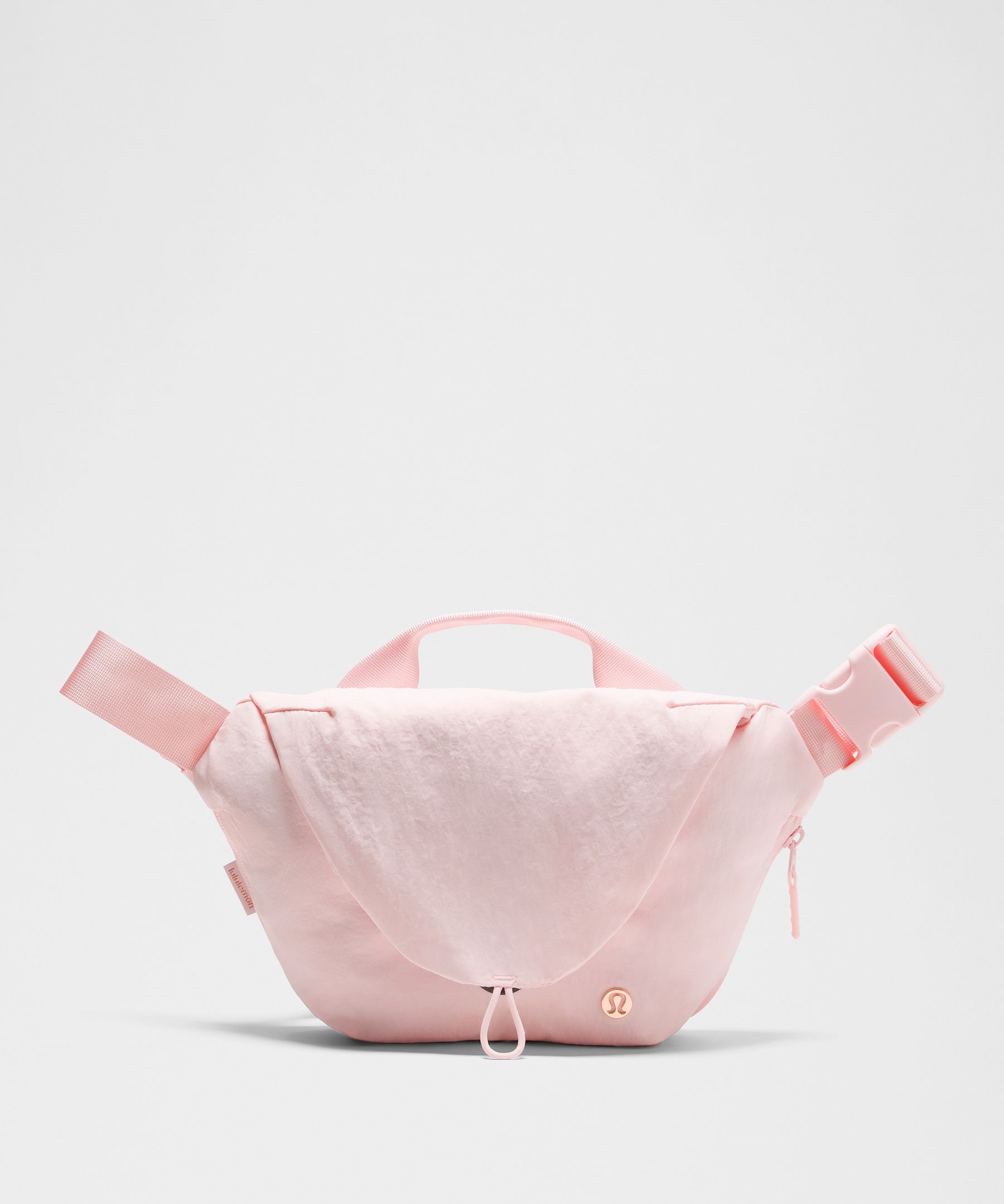 カーブ クロスボディバッグ 3L | バッグ | Lululemon JP