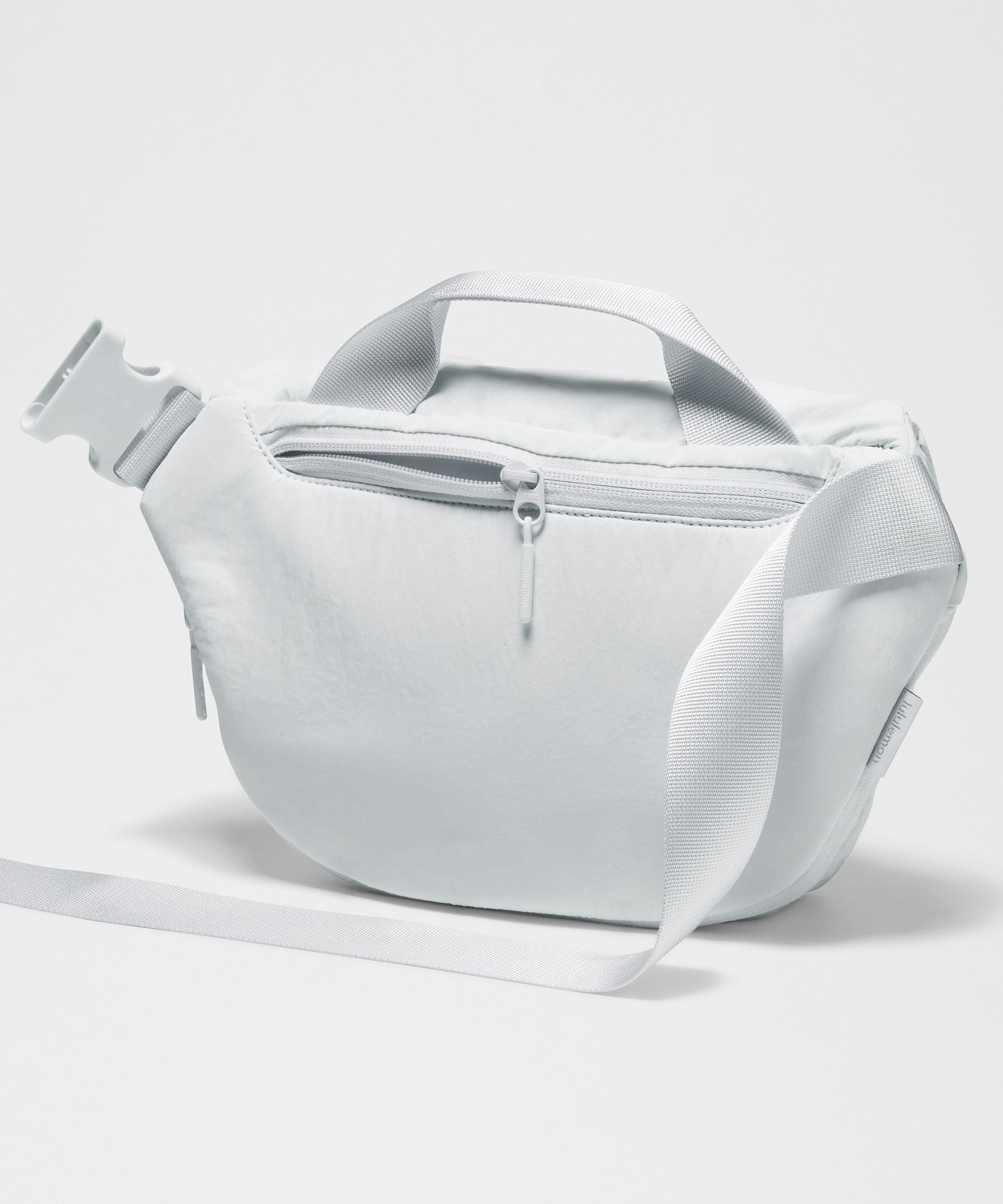 Curved Crossbody Bag 3L