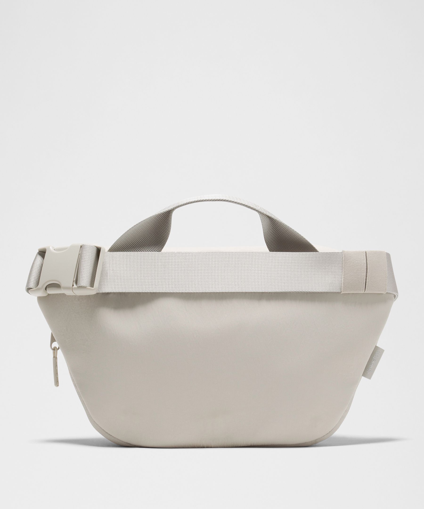 Curved Crossbody Bag 3L