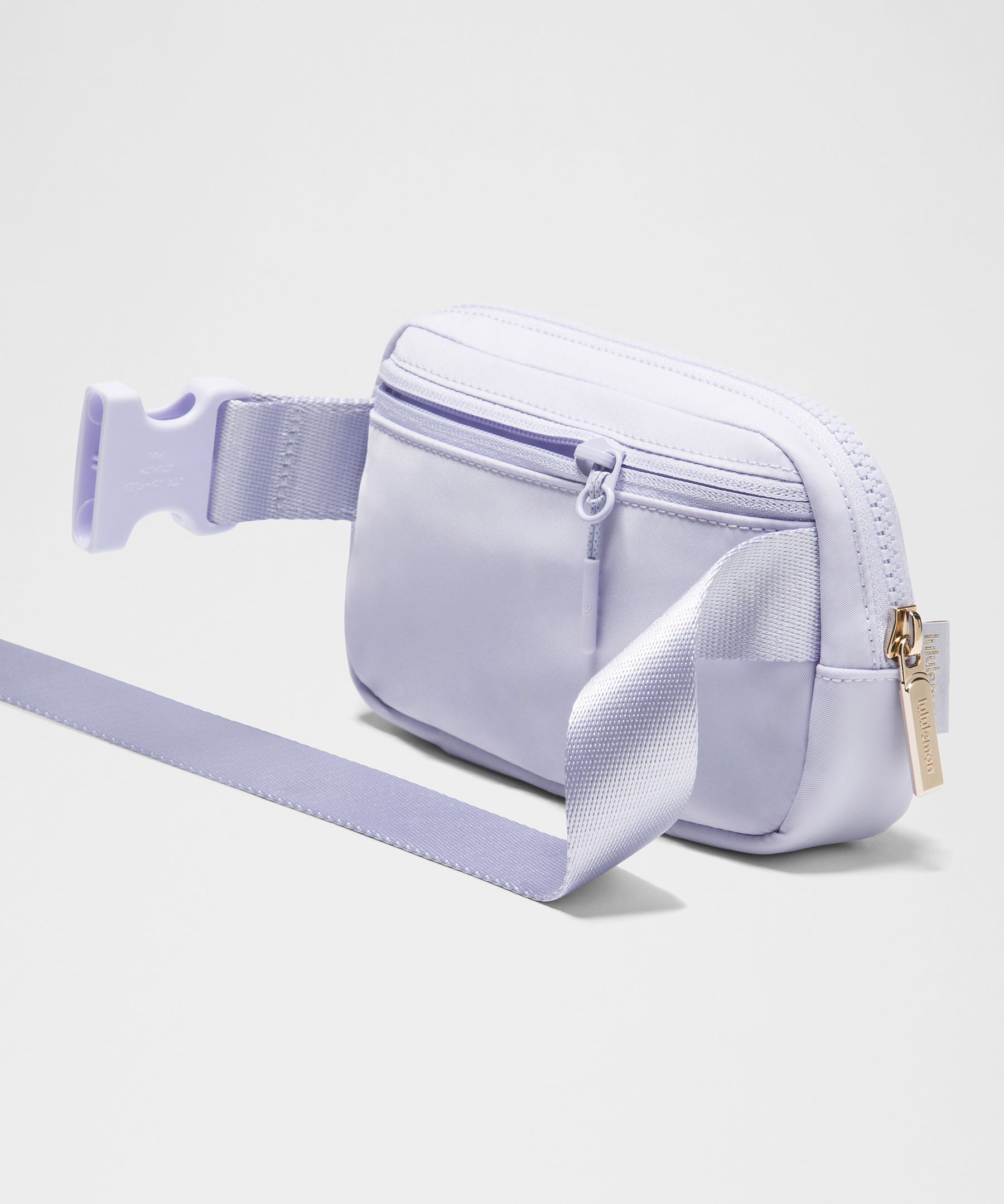 Lululemon Everywhere Belt Bag Mini