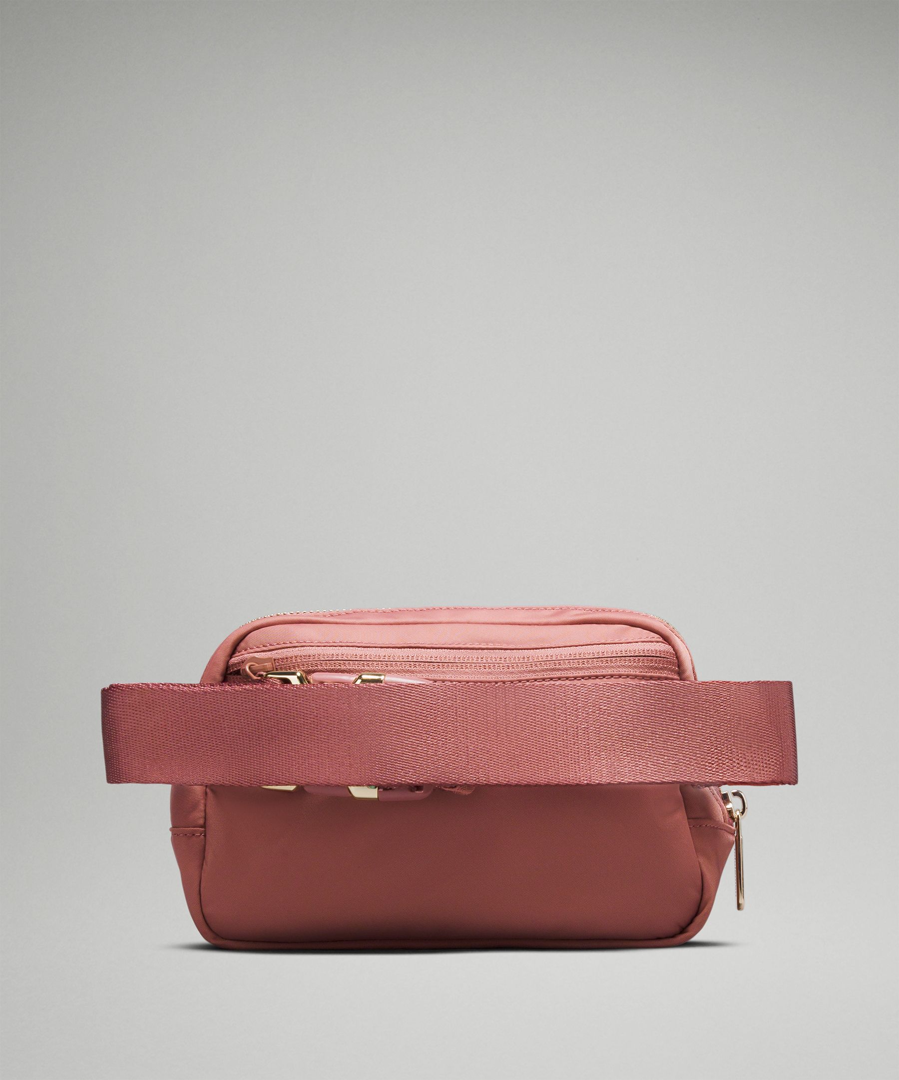 Lululemon Everywhere Belt Bag 1L (Deco Pink)