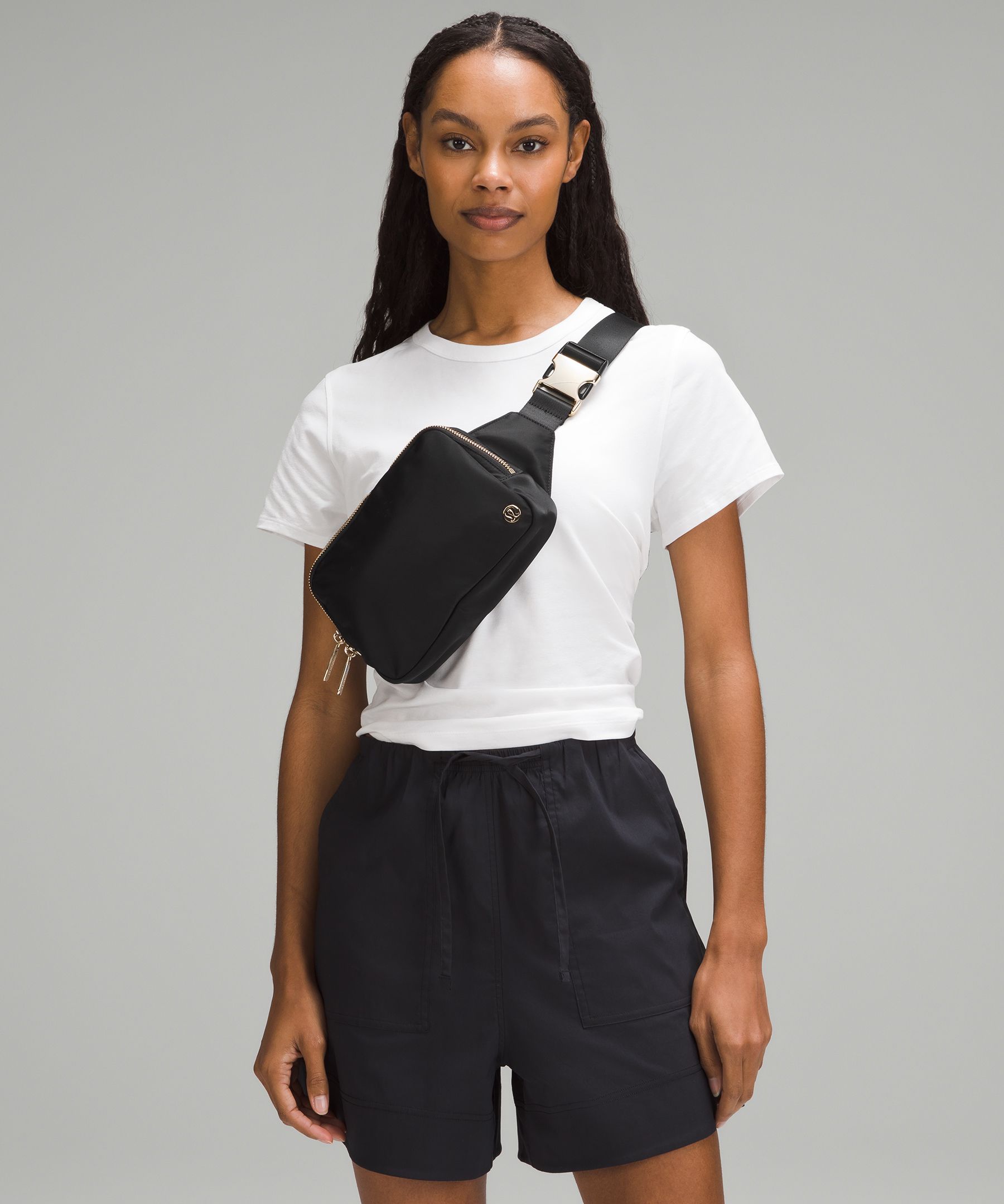 Lululemon fanny packs hotsell