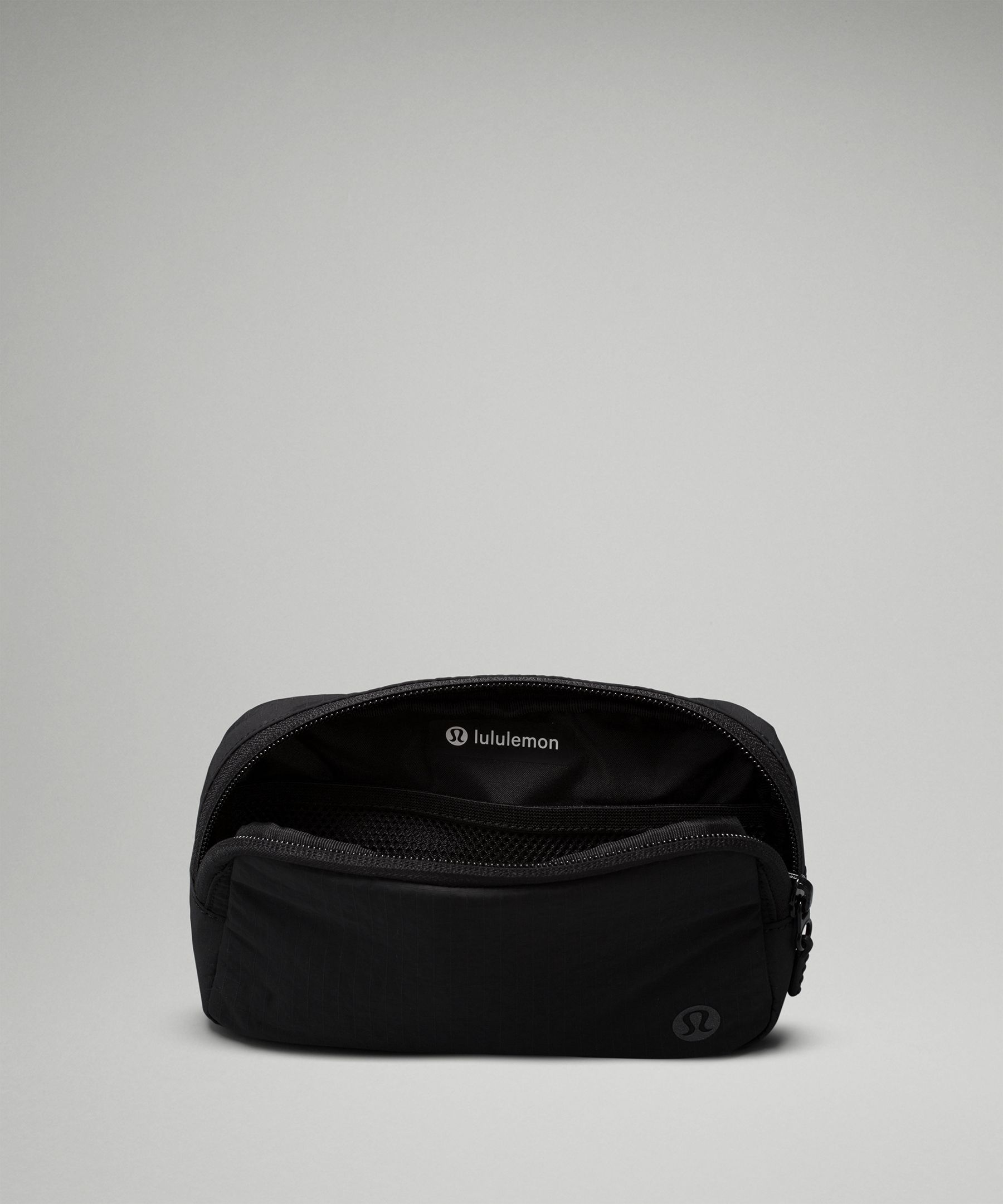 Lululemon Athletica Everywhere Belt Bag, Black, 7.5 India