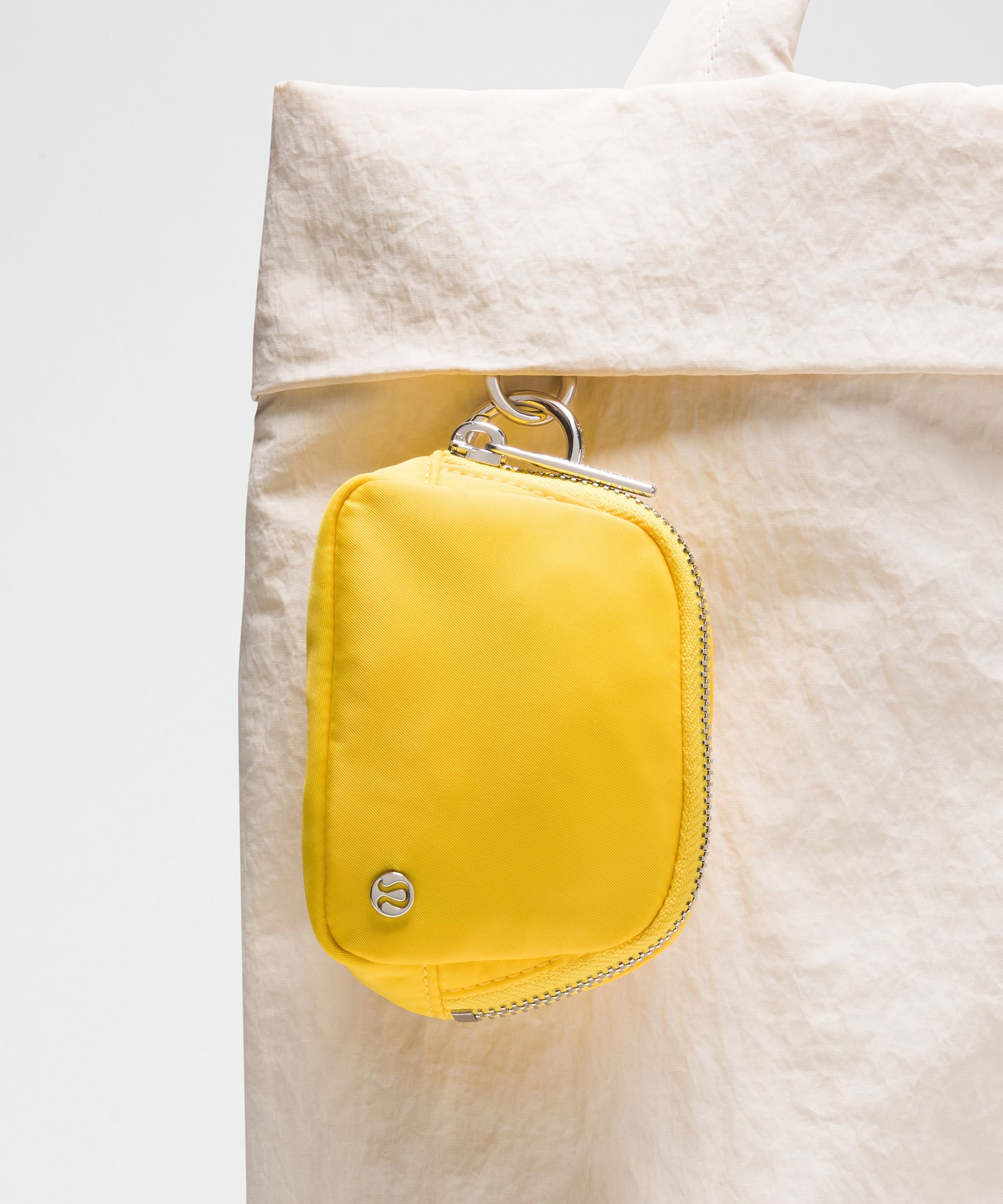 Everywhere Belt Bag Nano