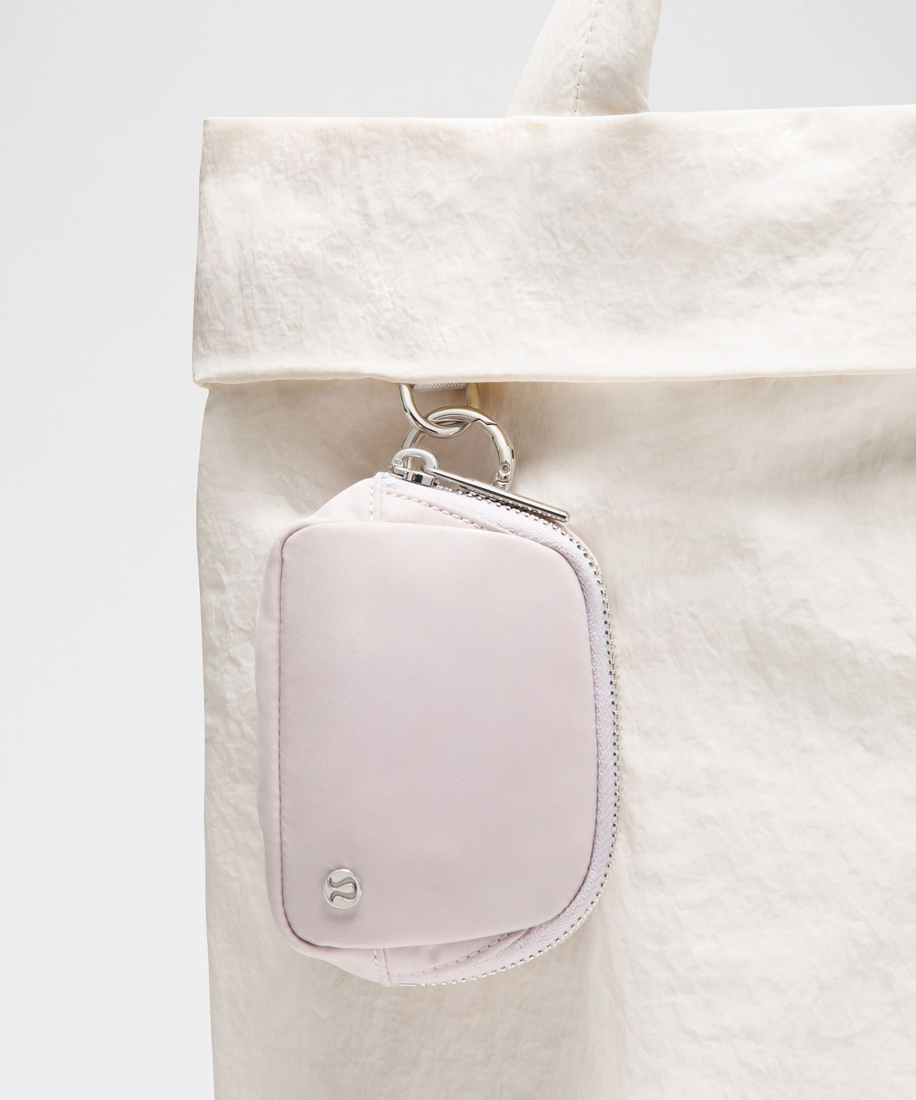 Everywhere Belt Bag Nano