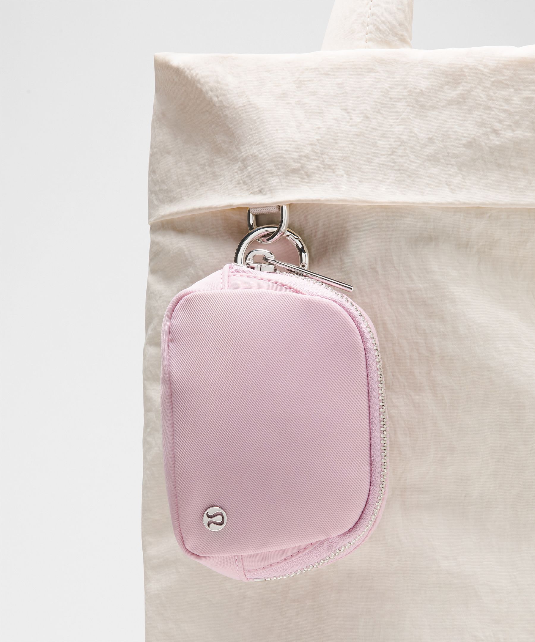 Everywhere Belt Bag Nano