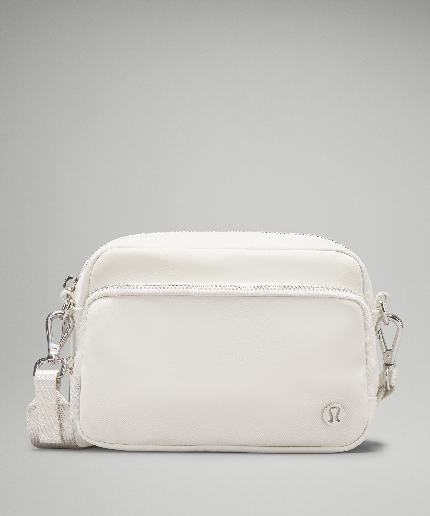 Everywhere Crossbody Bag 2L *Metal Hardware | Lululemon FR