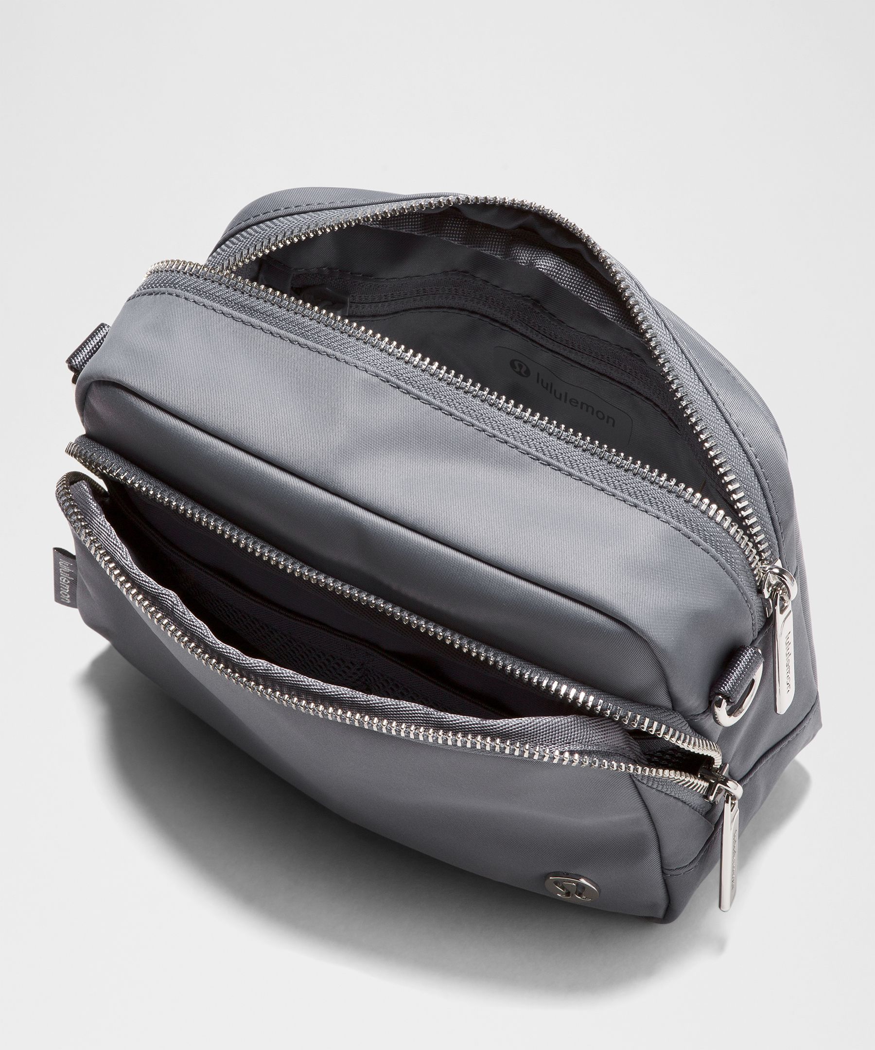 LULULEMON LULULEMON - EVERYWHERE CROSSBODY BAG 2L  - GREY,NEUTRAL/SOLAR GREY/SILVER 