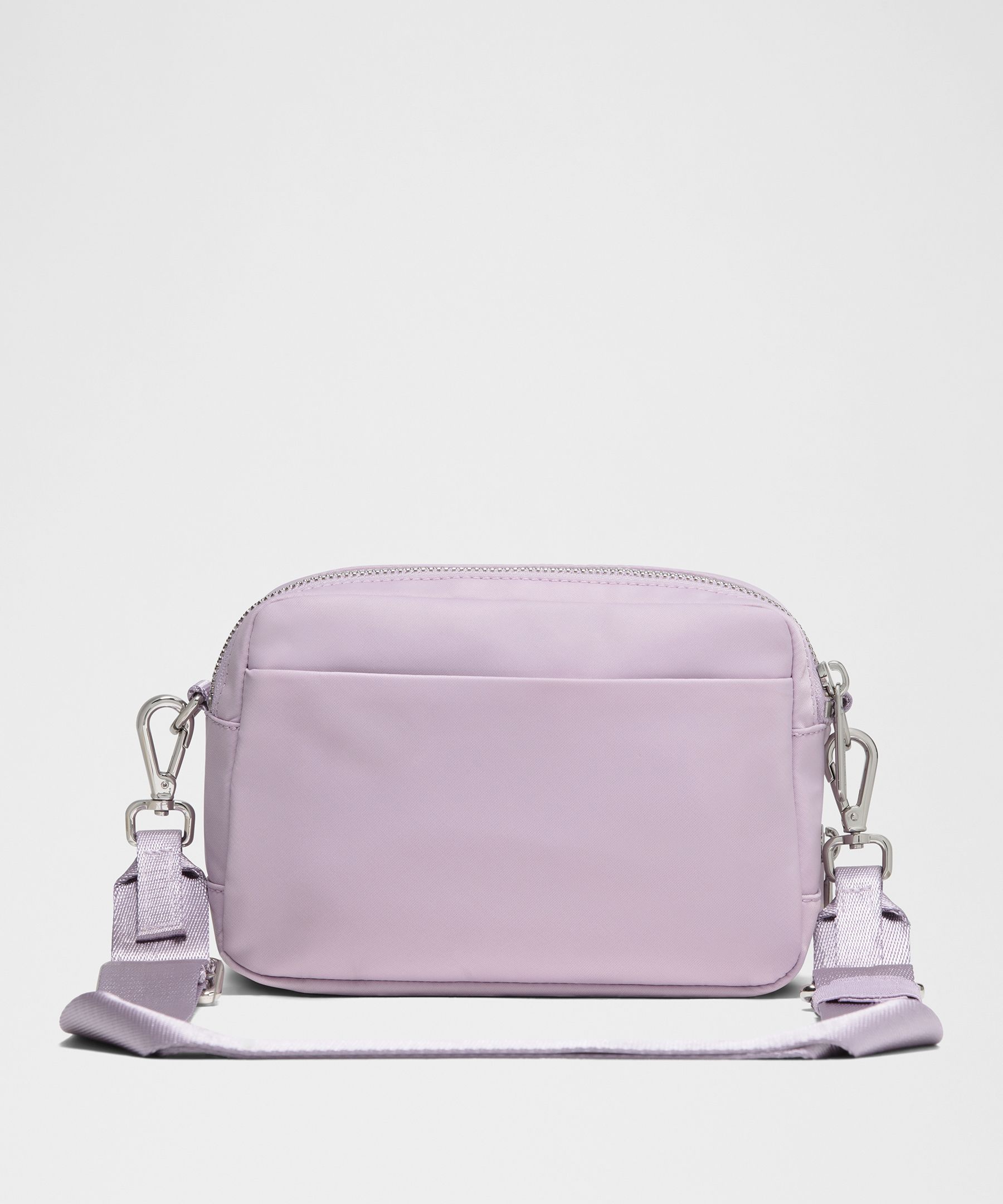 Everywhere Crossbody Bag 2L *Metal Hardware