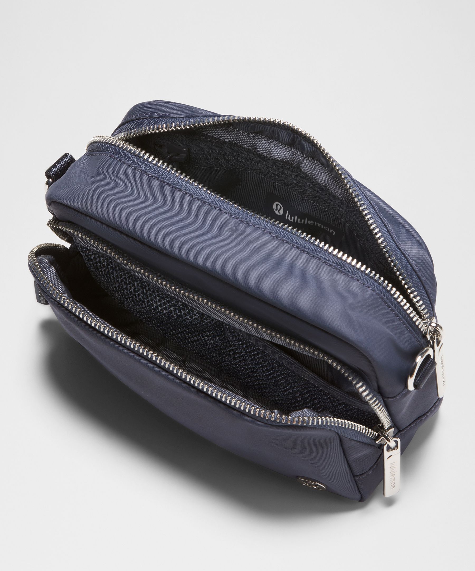 Everywhere Crossbody Bag 2L