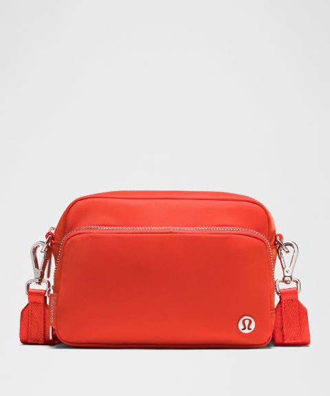 Сумка кросс-боди Lululemon Everywhere 2 л