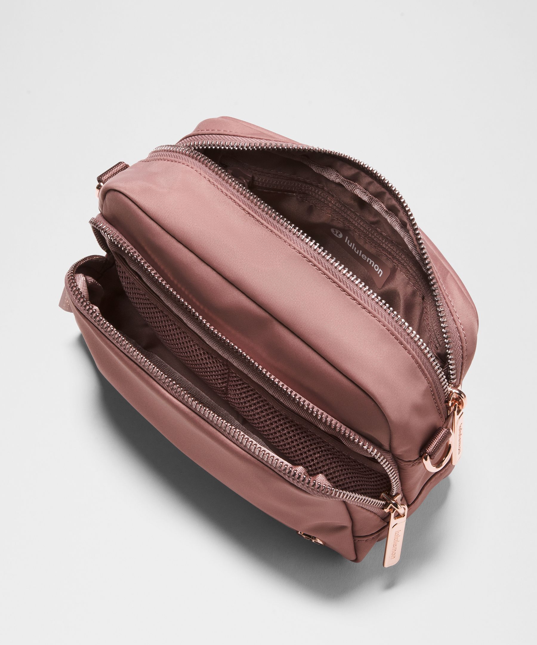 Everywhere Crossbody Bag 2L