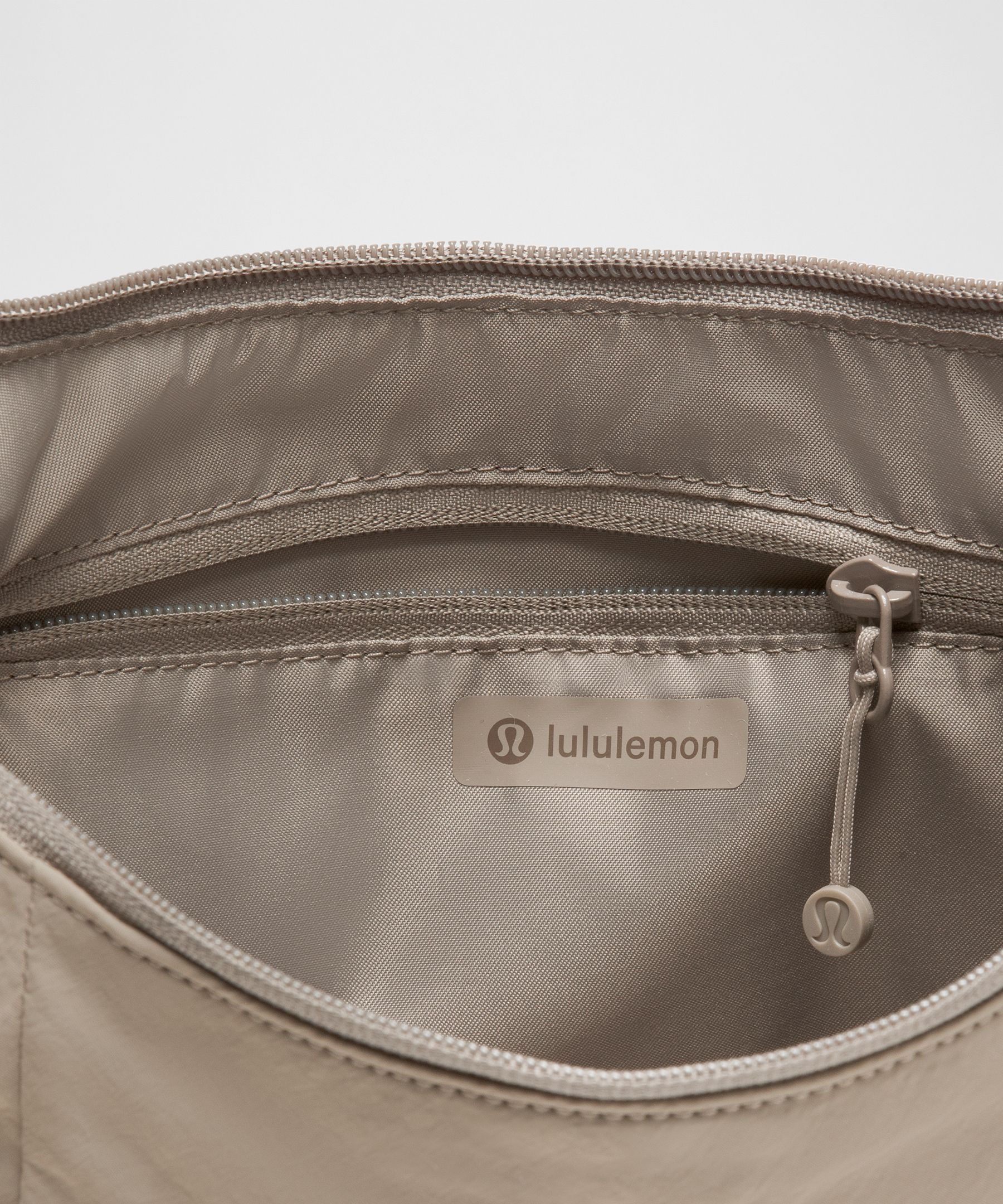 Slouchy Sling Bag 6L | Men