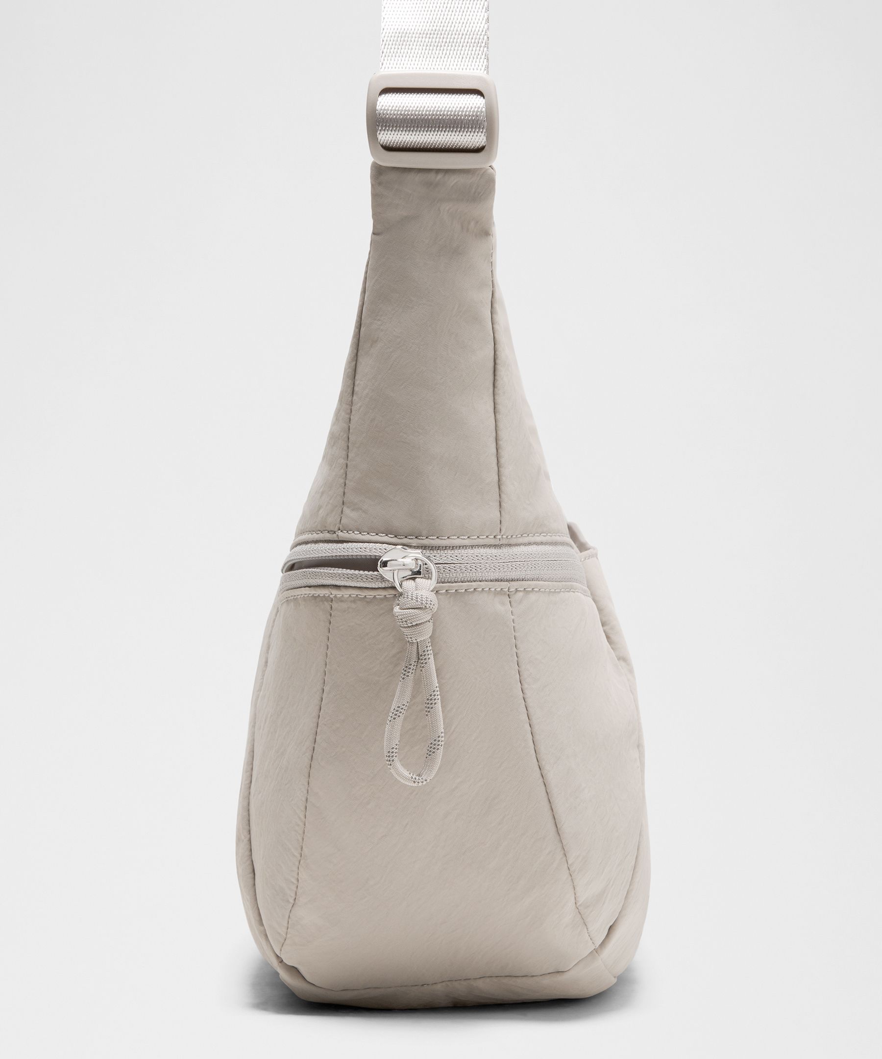 Slouchy Sling Bag 6L