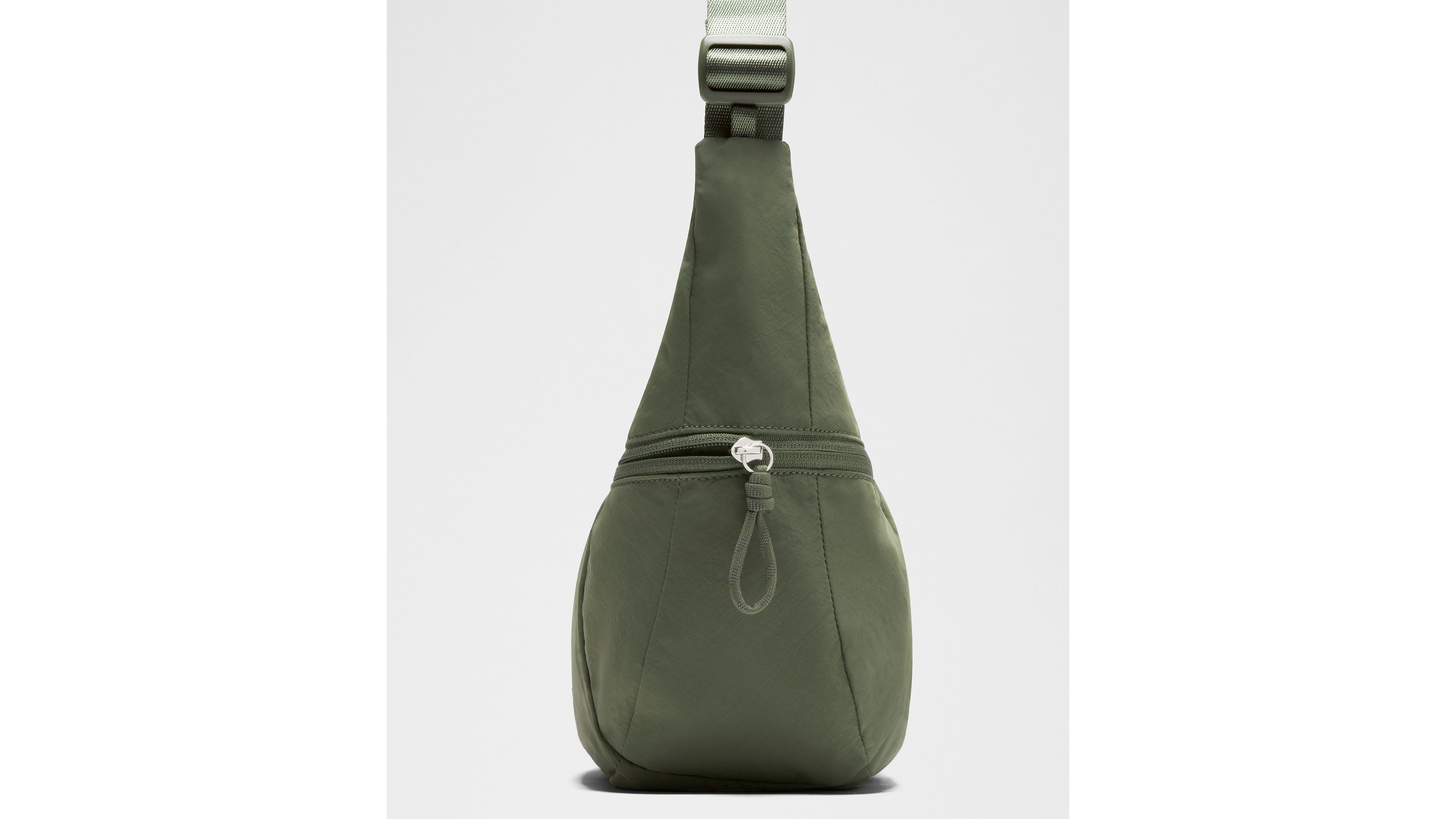 Slouchy Sling Bag 6L