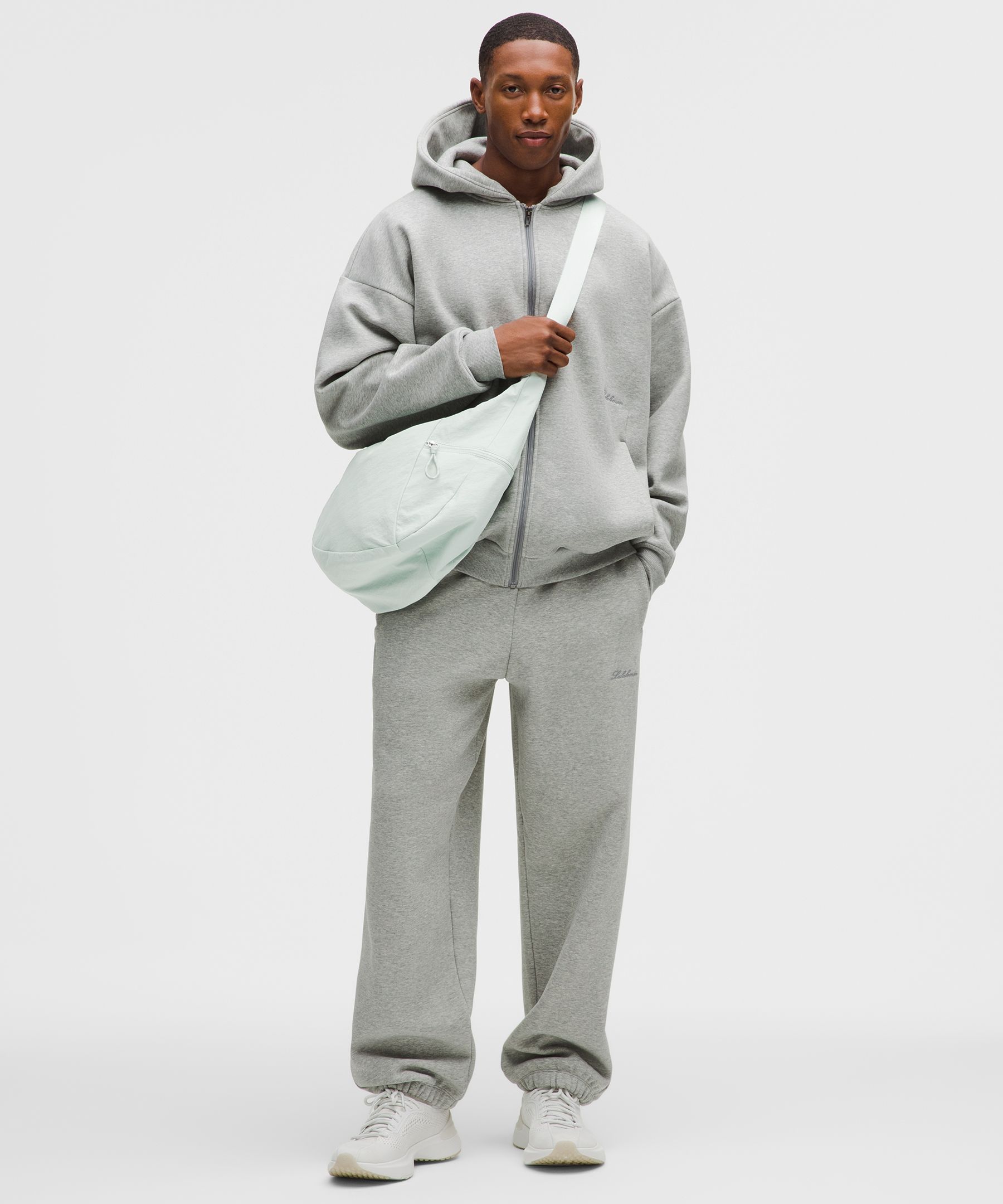 ラージ スラウチー スリングバッグ 13L | バッグ | Lululemon JP