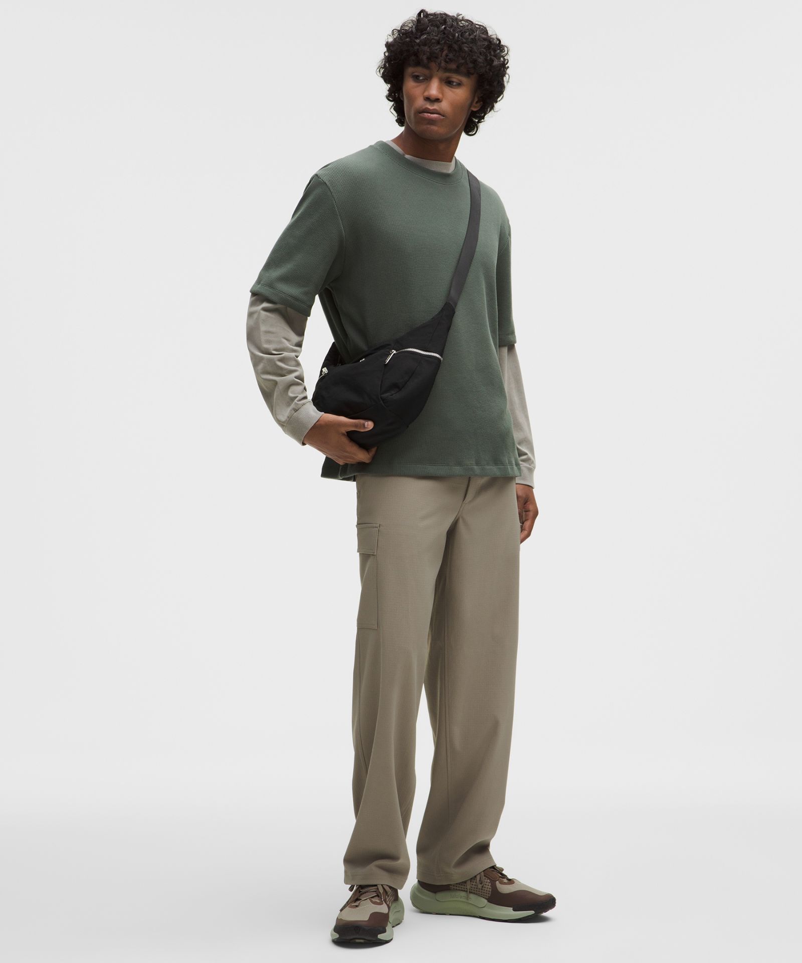 Сумка-слинг Lululemon Slouchy Sling объёмом 6 л — фото 2