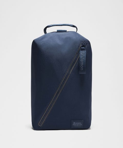 Сумка Lululemon Fast Track Bag 2.0 объёмом 9 л