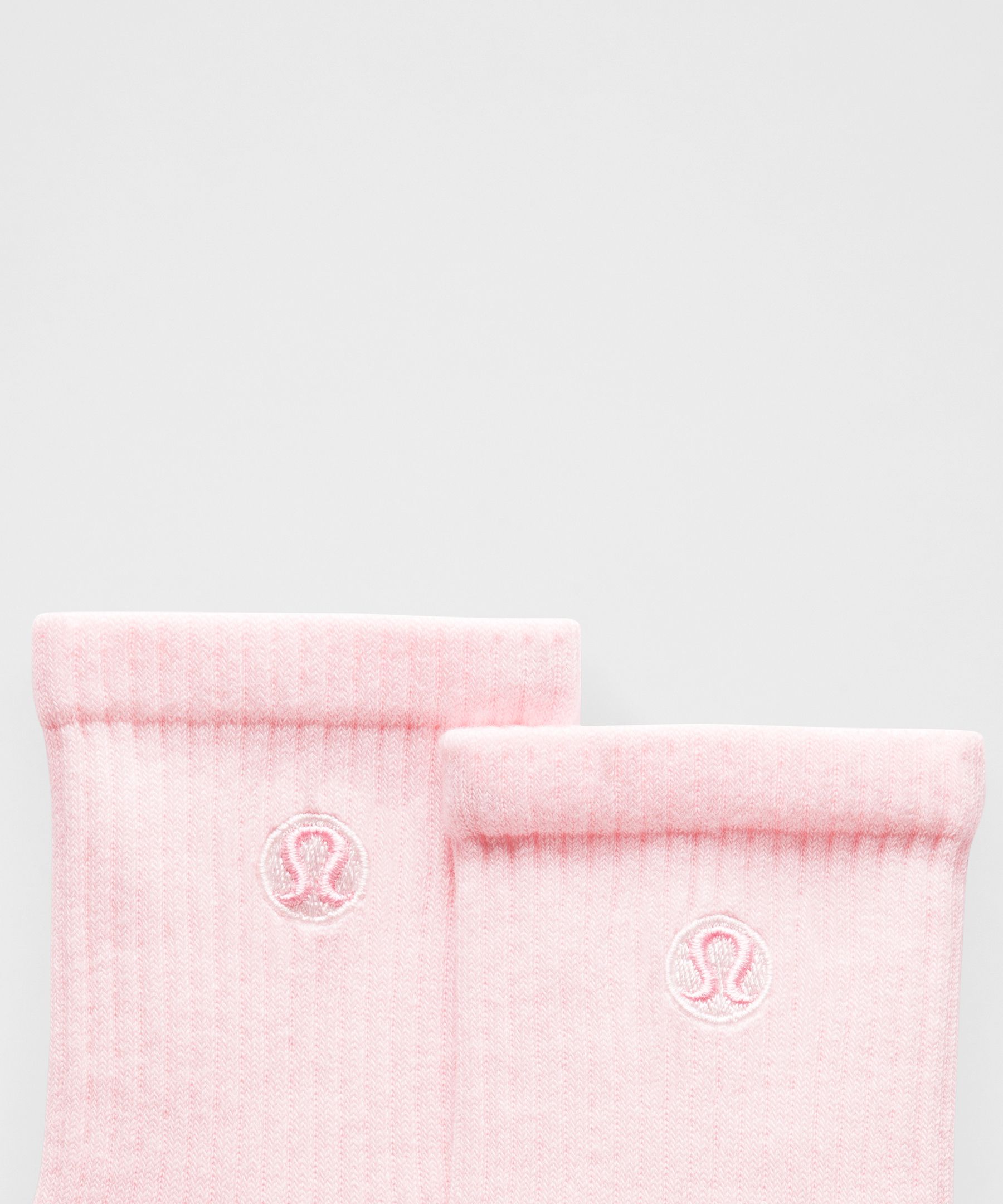 Unisex Daily Essential Quarter Socks - Pink